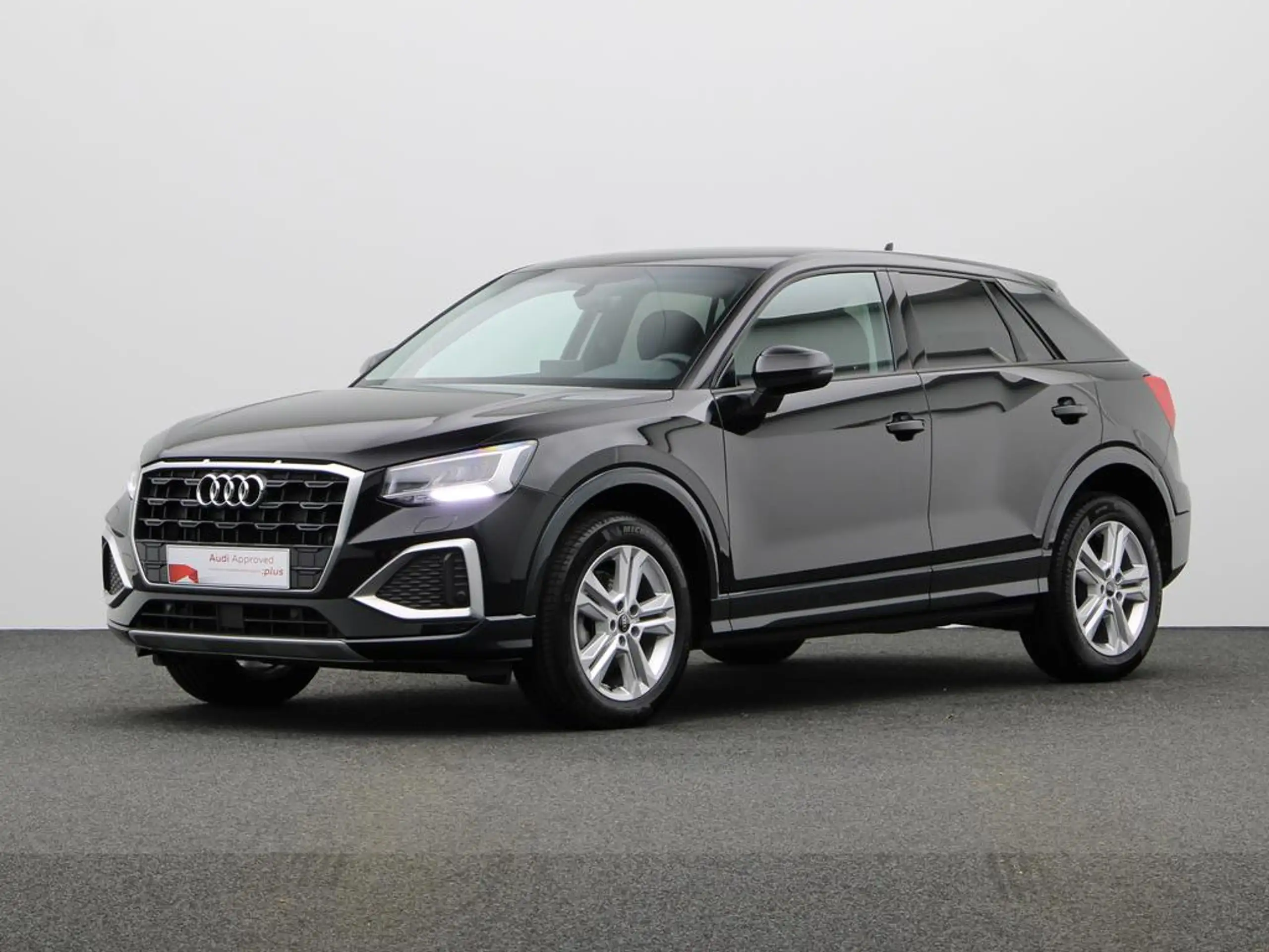 Audi - Q2