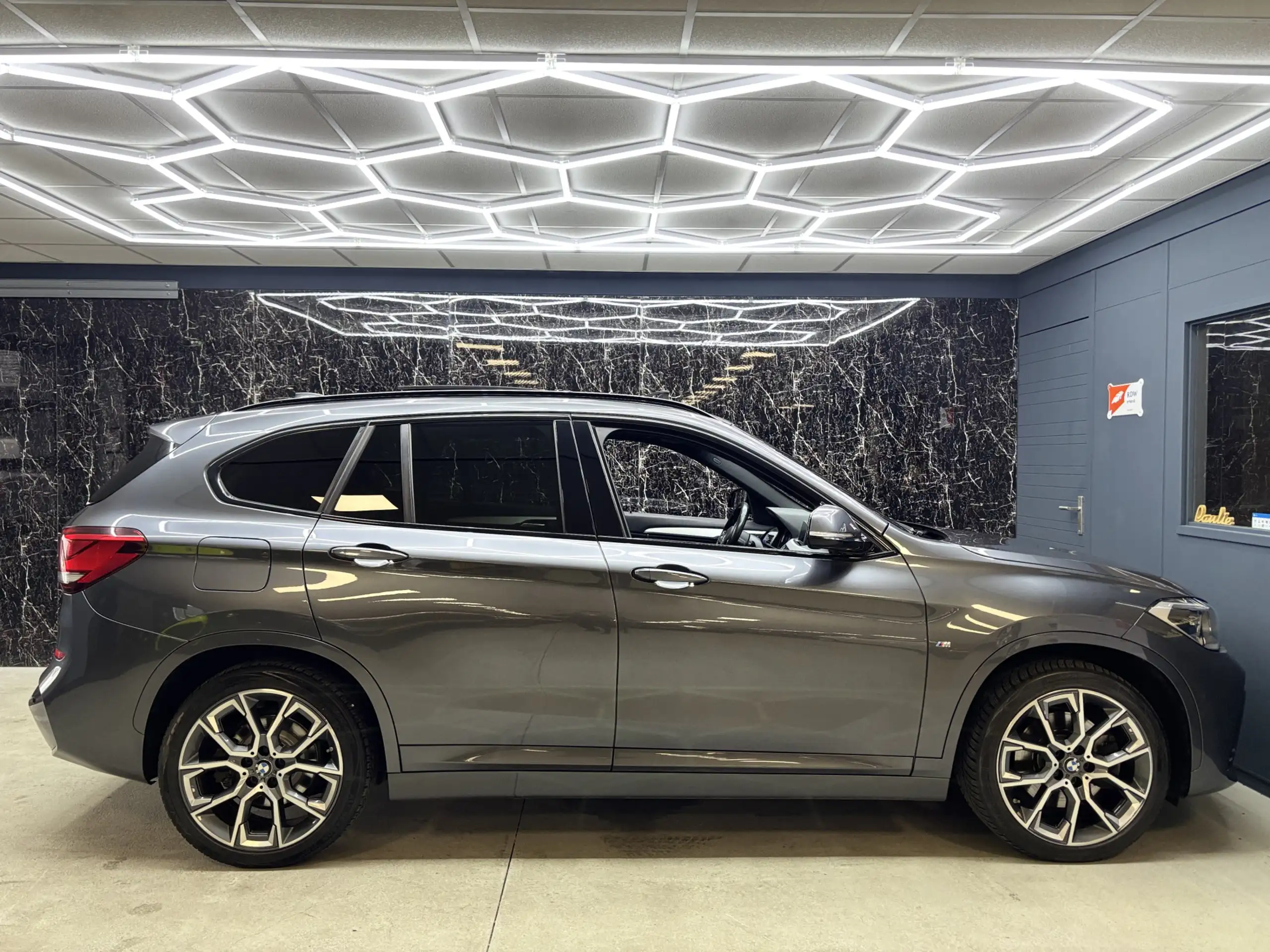 BMW - X1