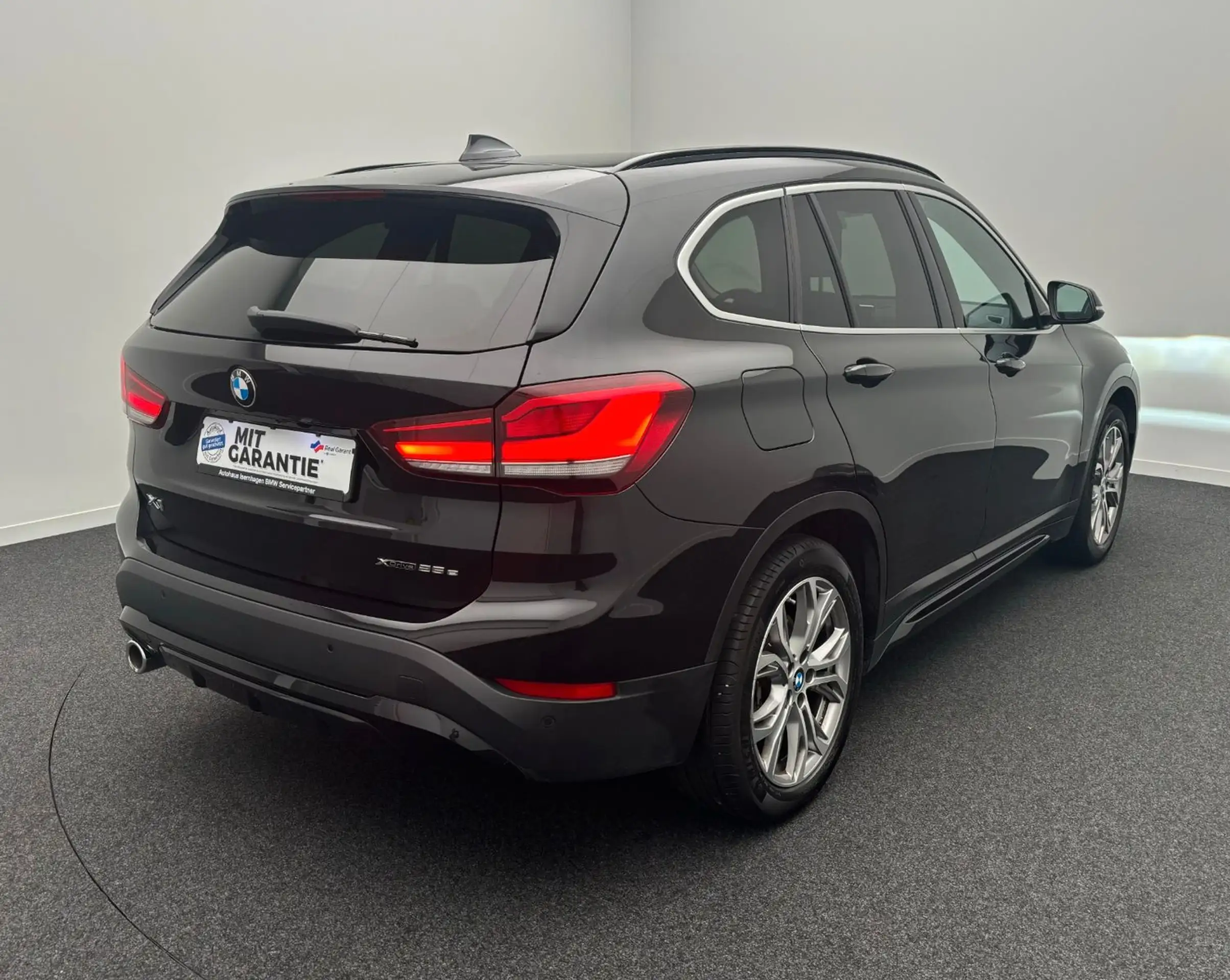 BMW - X1