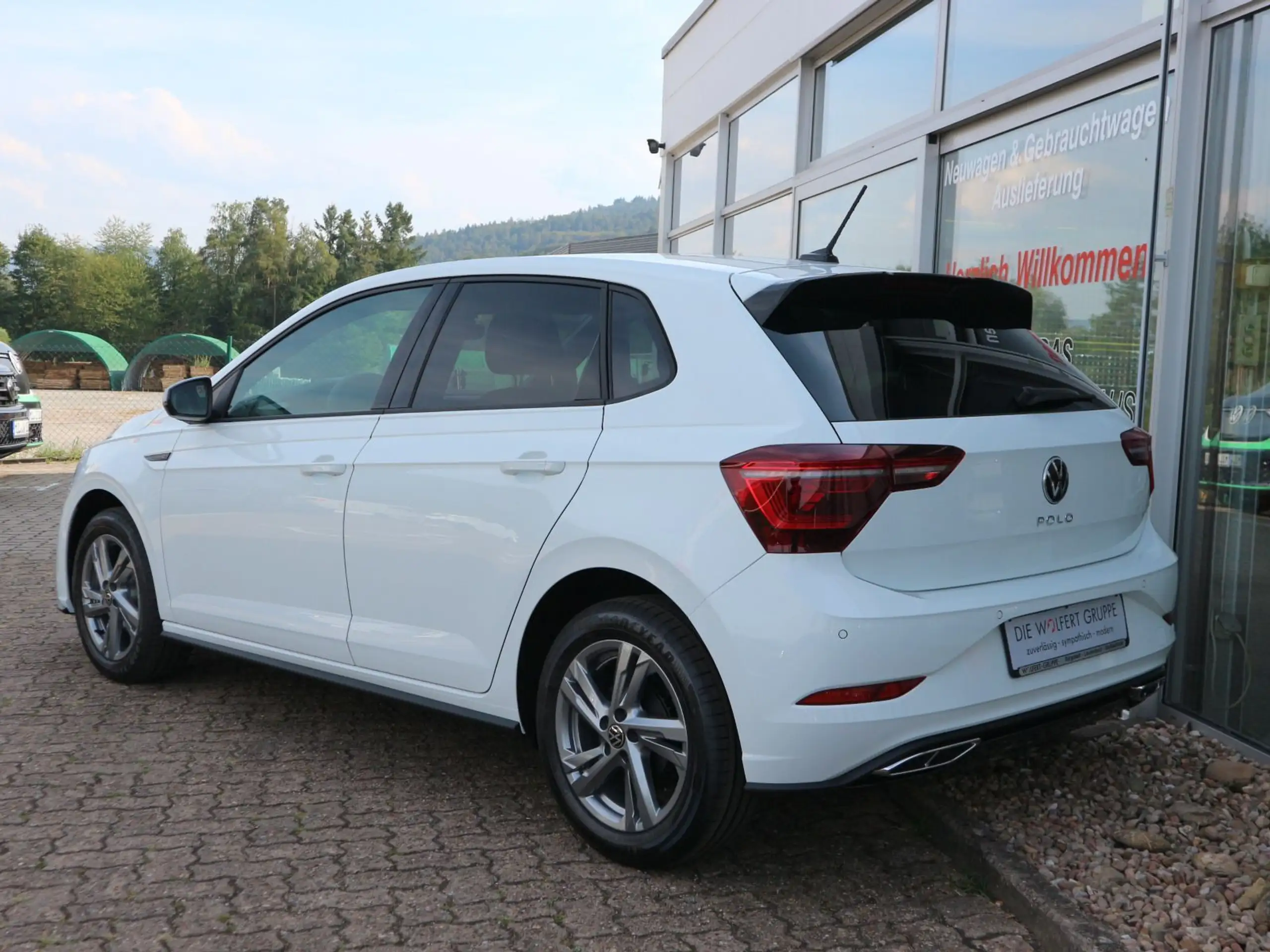 Volkswagen - Polo