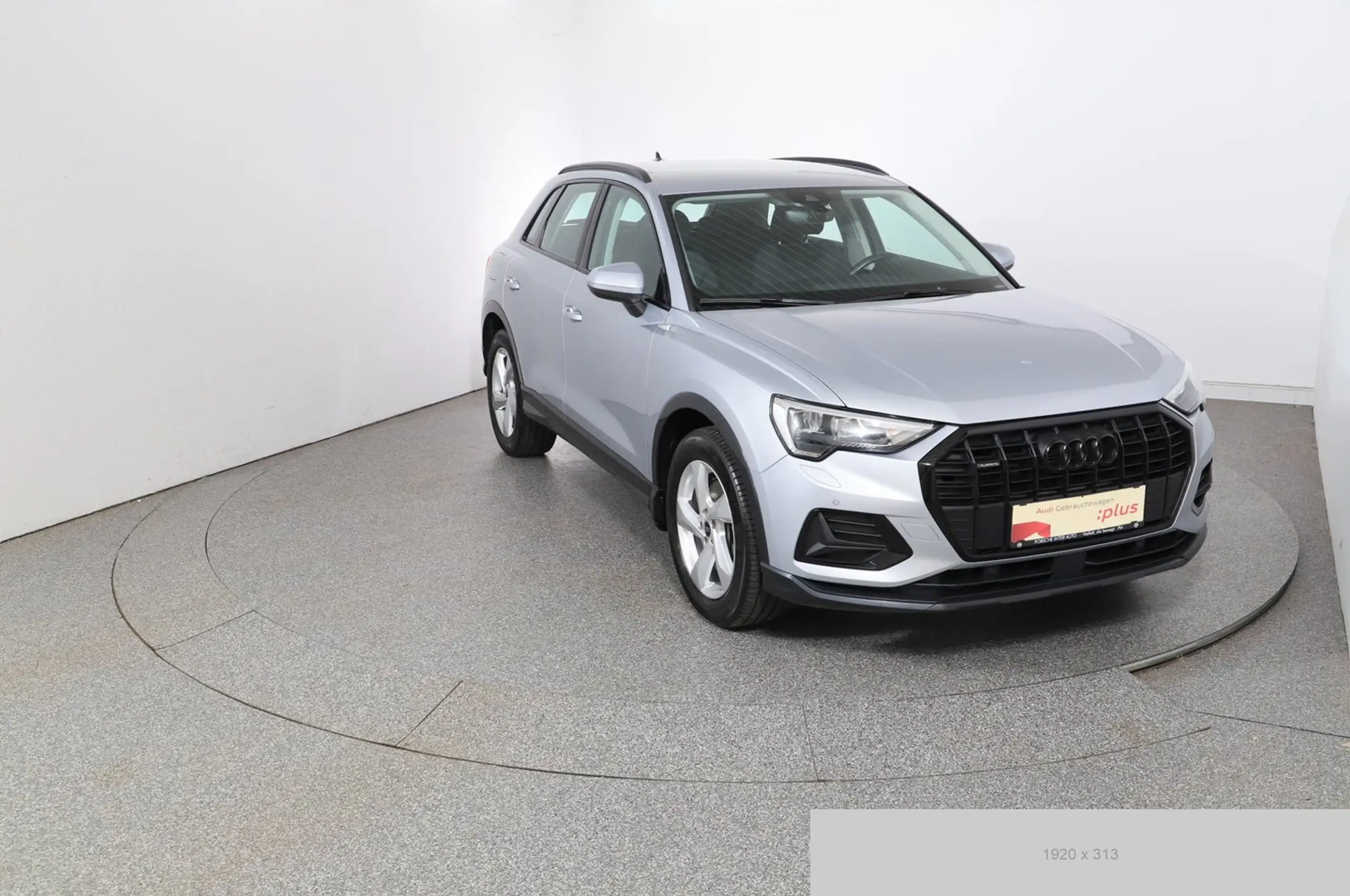 Audi - Q3