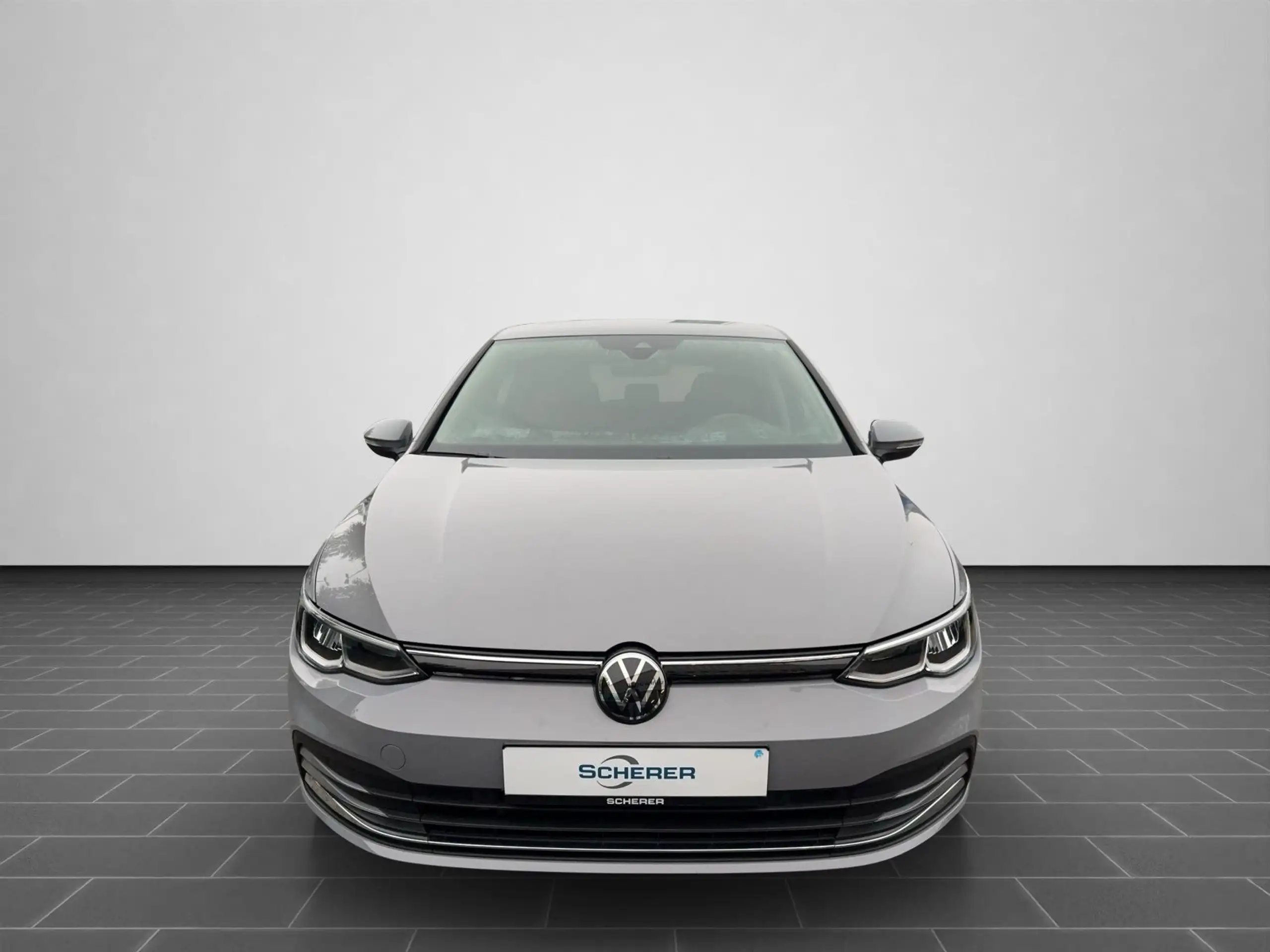 Volkswagen - Golf