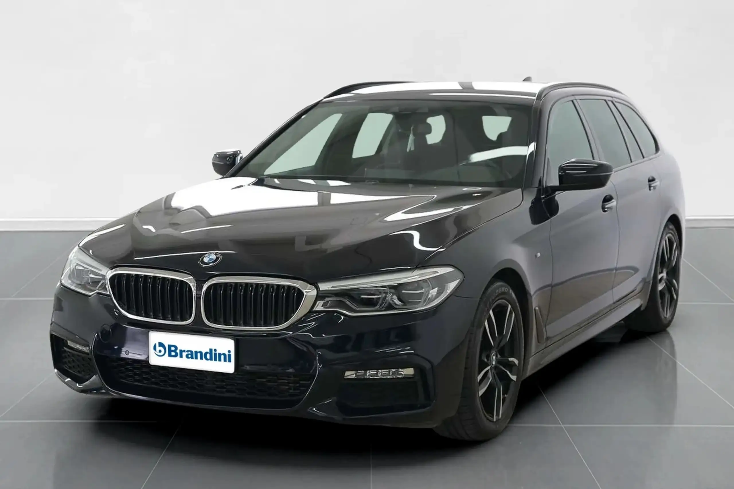 BMW 520 2019