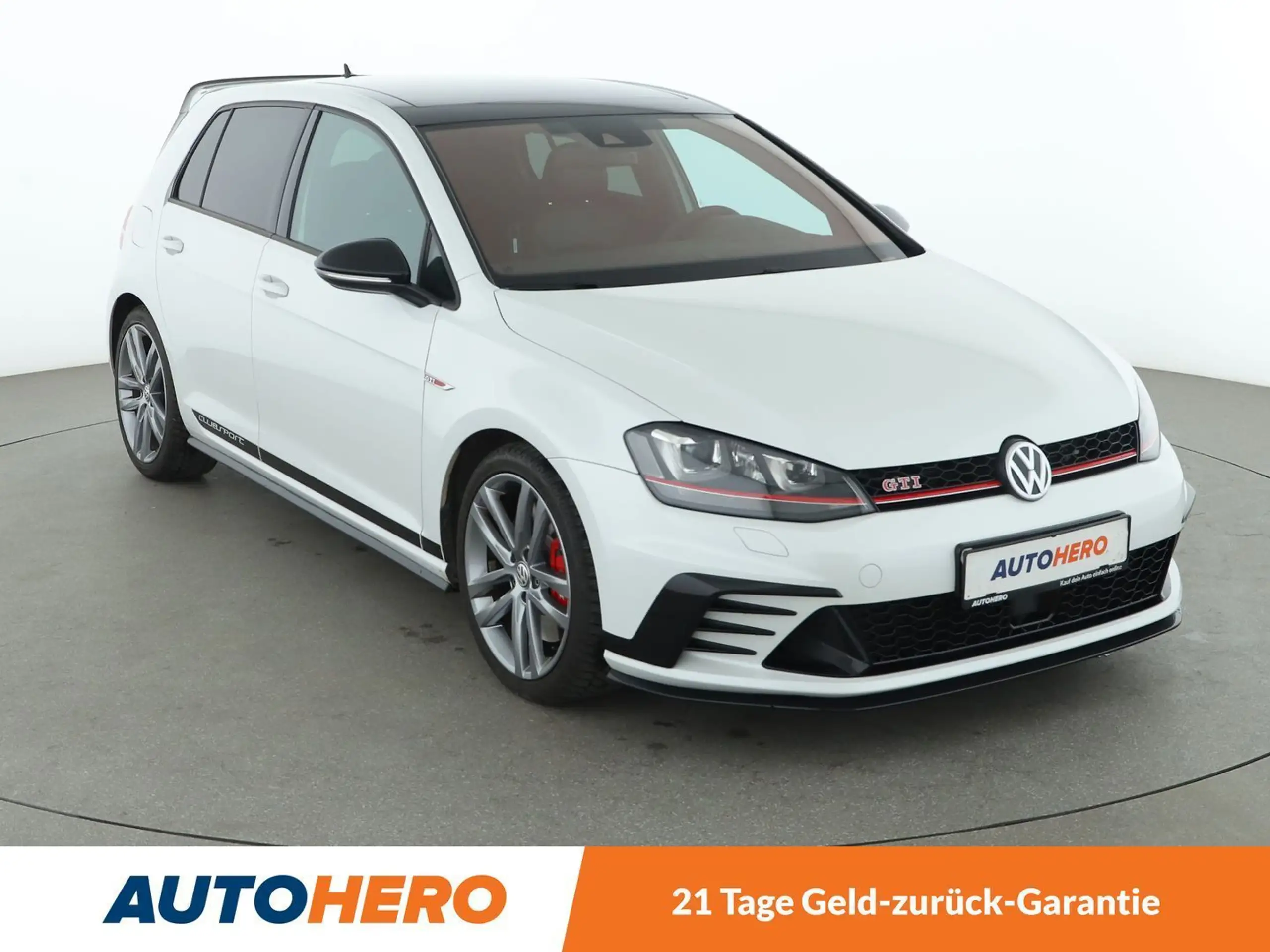 Volkswagen - Golf GTI