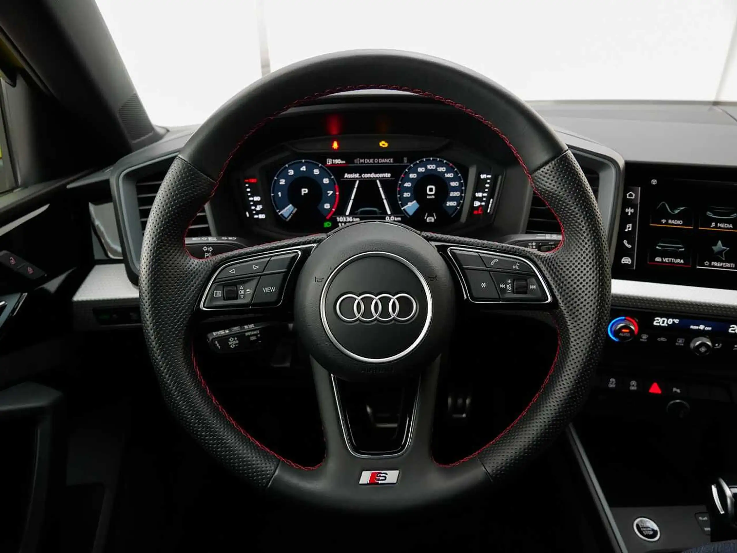 Audi - A1