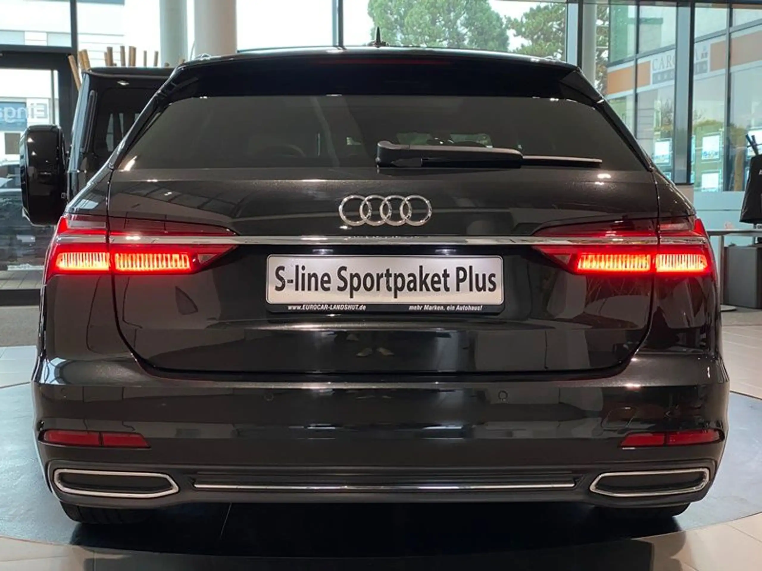 Audi - A6