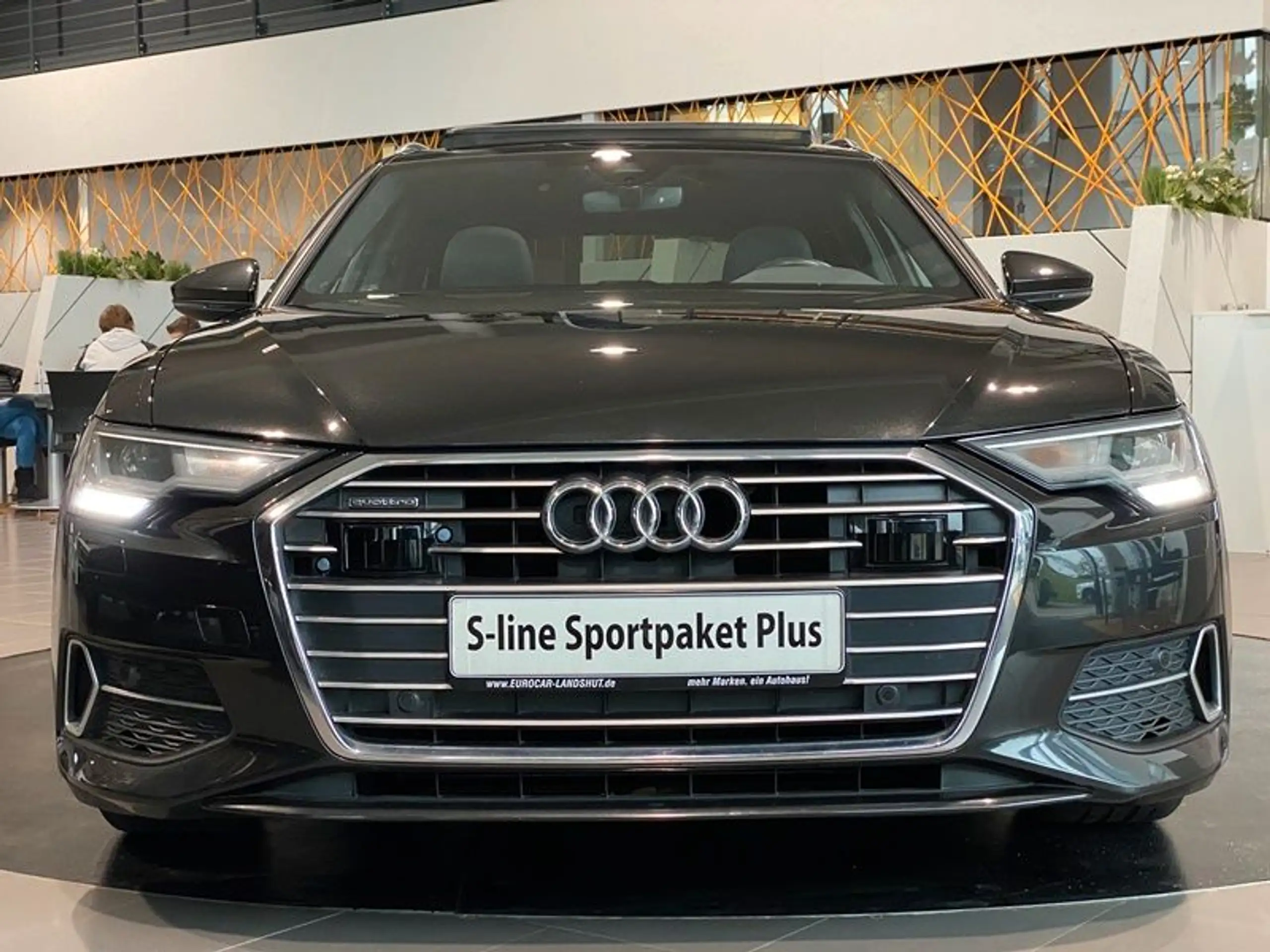 Audi - A6