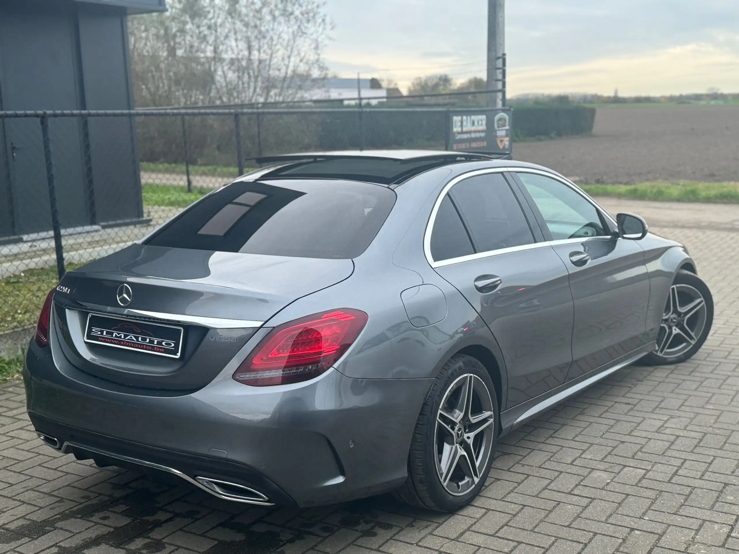 Mercedes-Benz - C 220