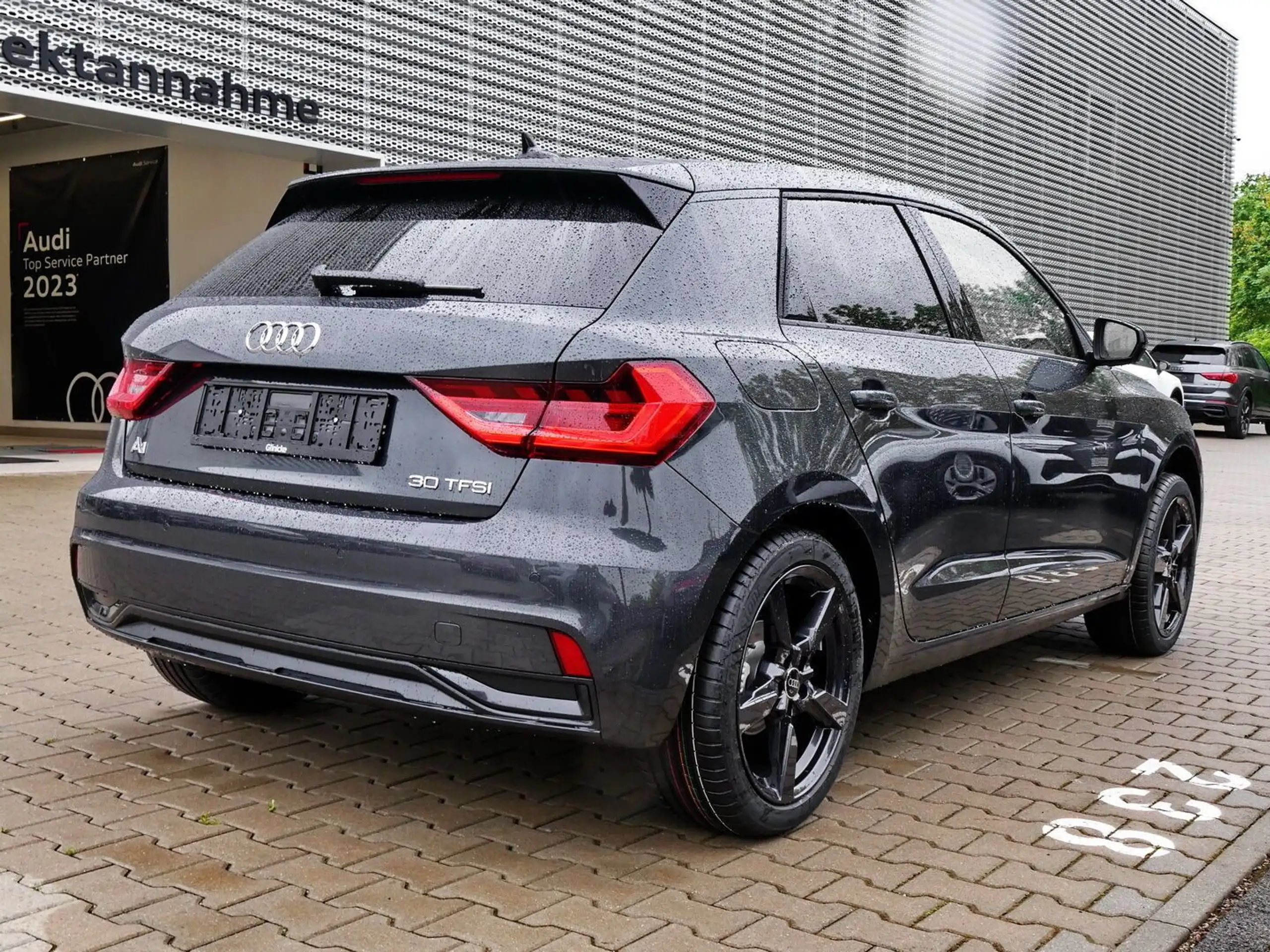 Audi - A1