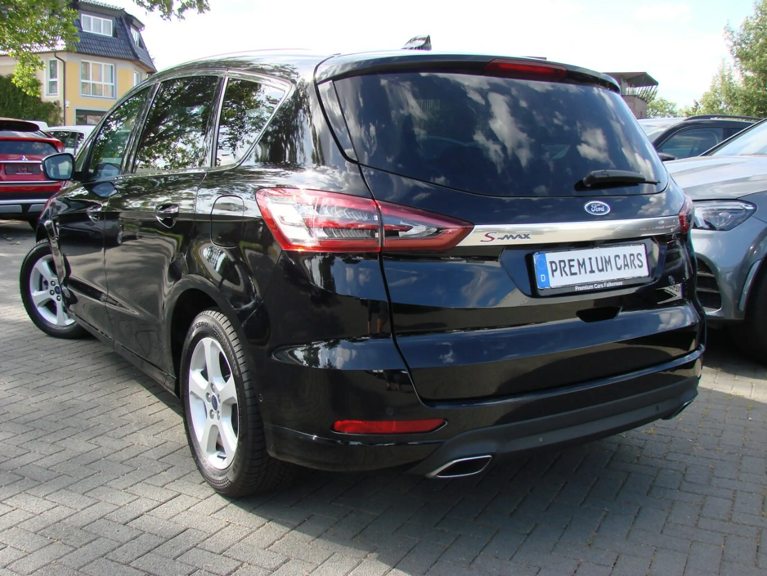 Ford - S-Max