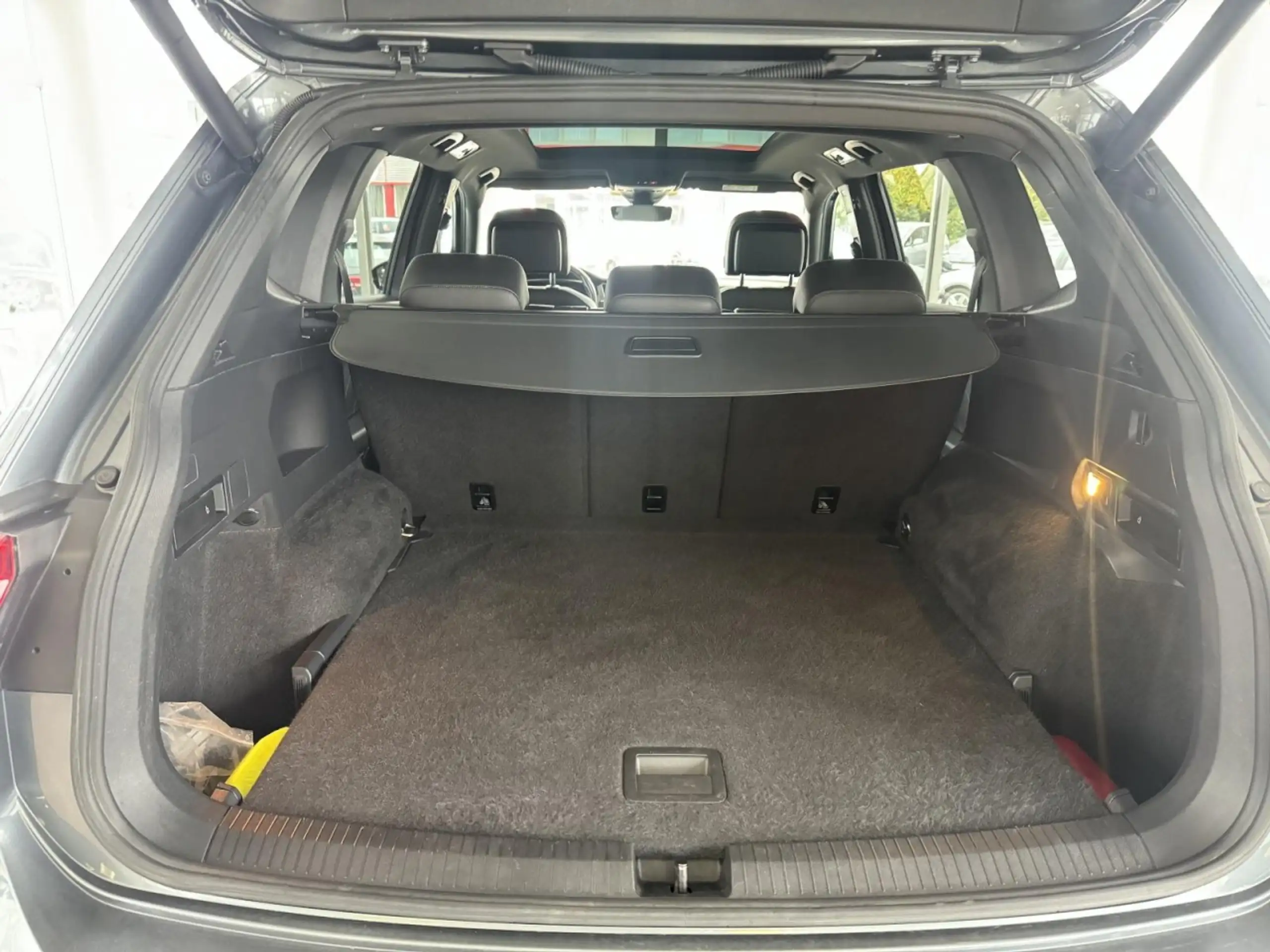 Volkswagen - Tiguan Allspace