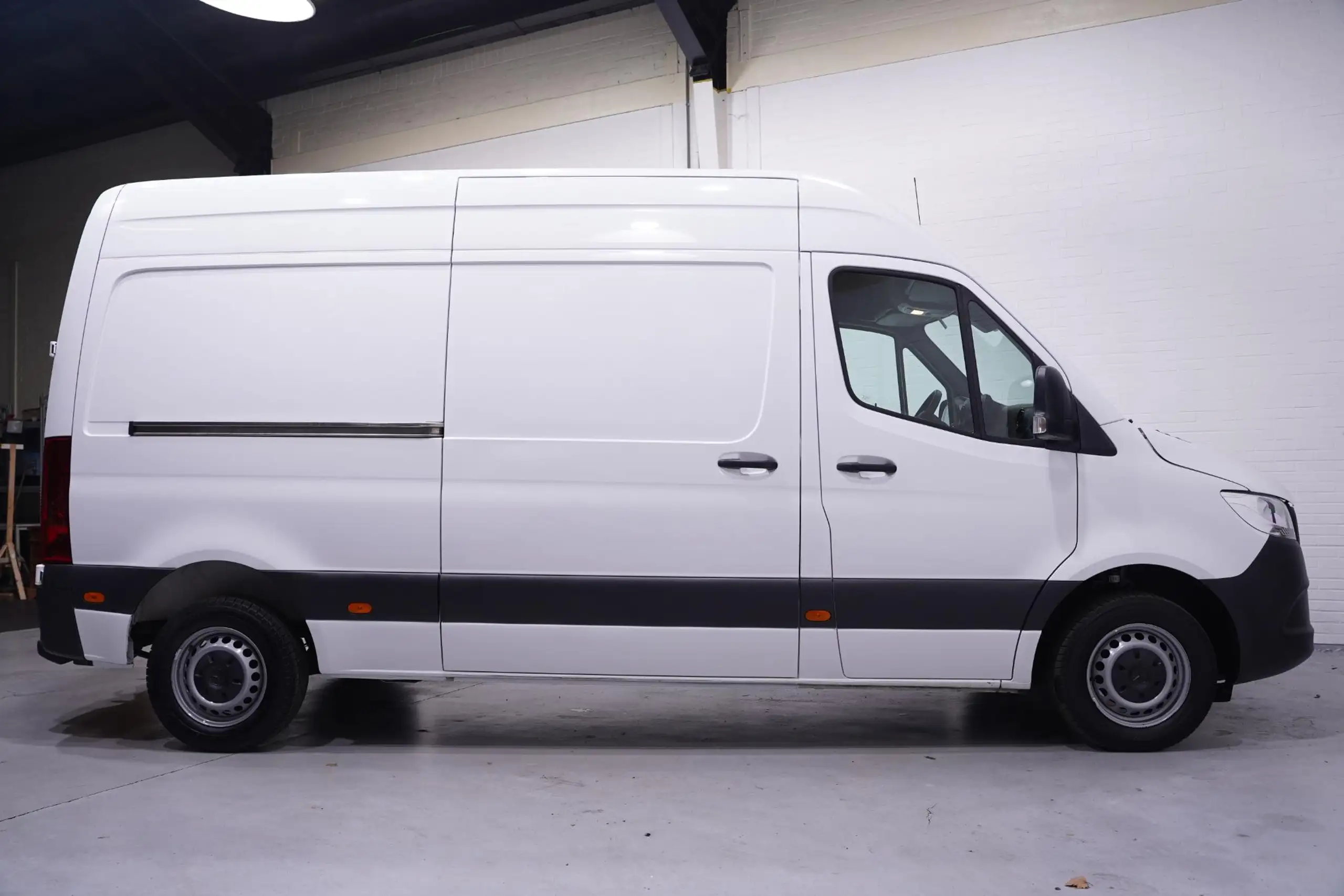 Mercedes-Benz - Sprinter