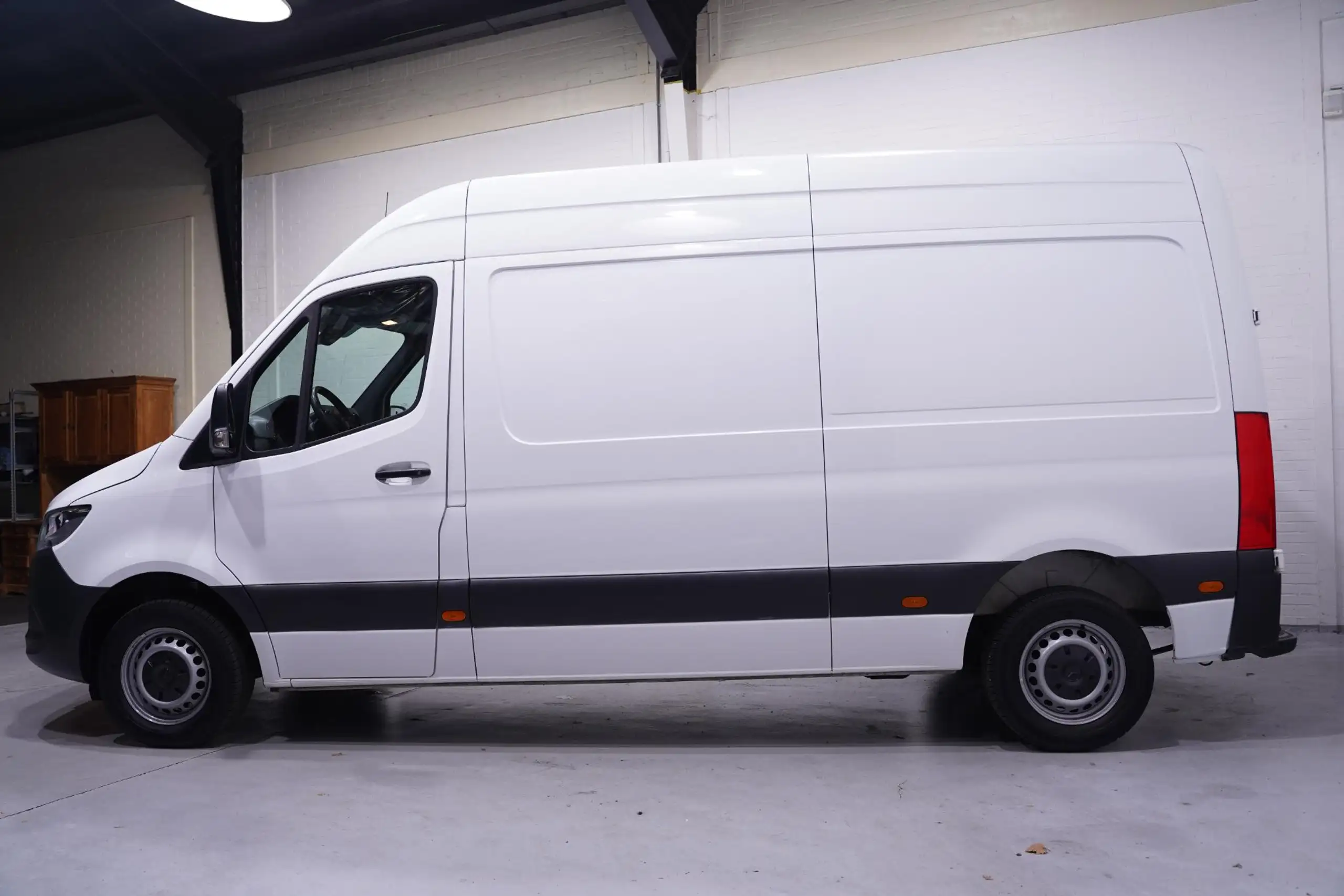 Mercedes-Benz - Sprinter