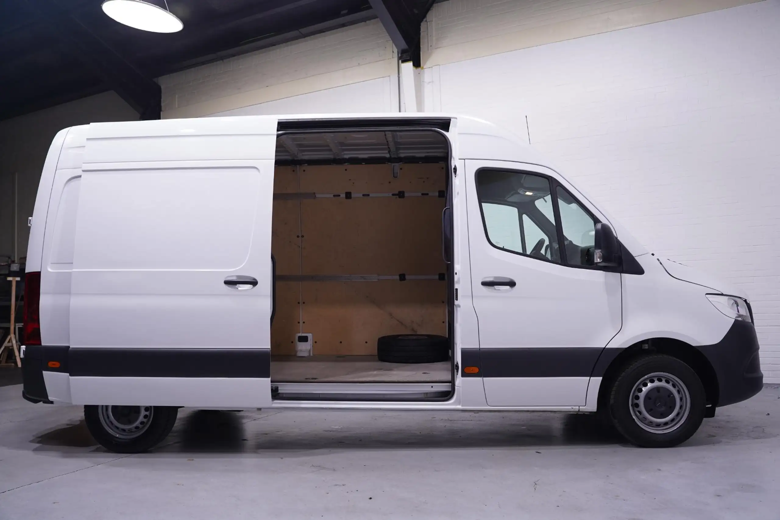 Mercedes-Benz - Sprinter