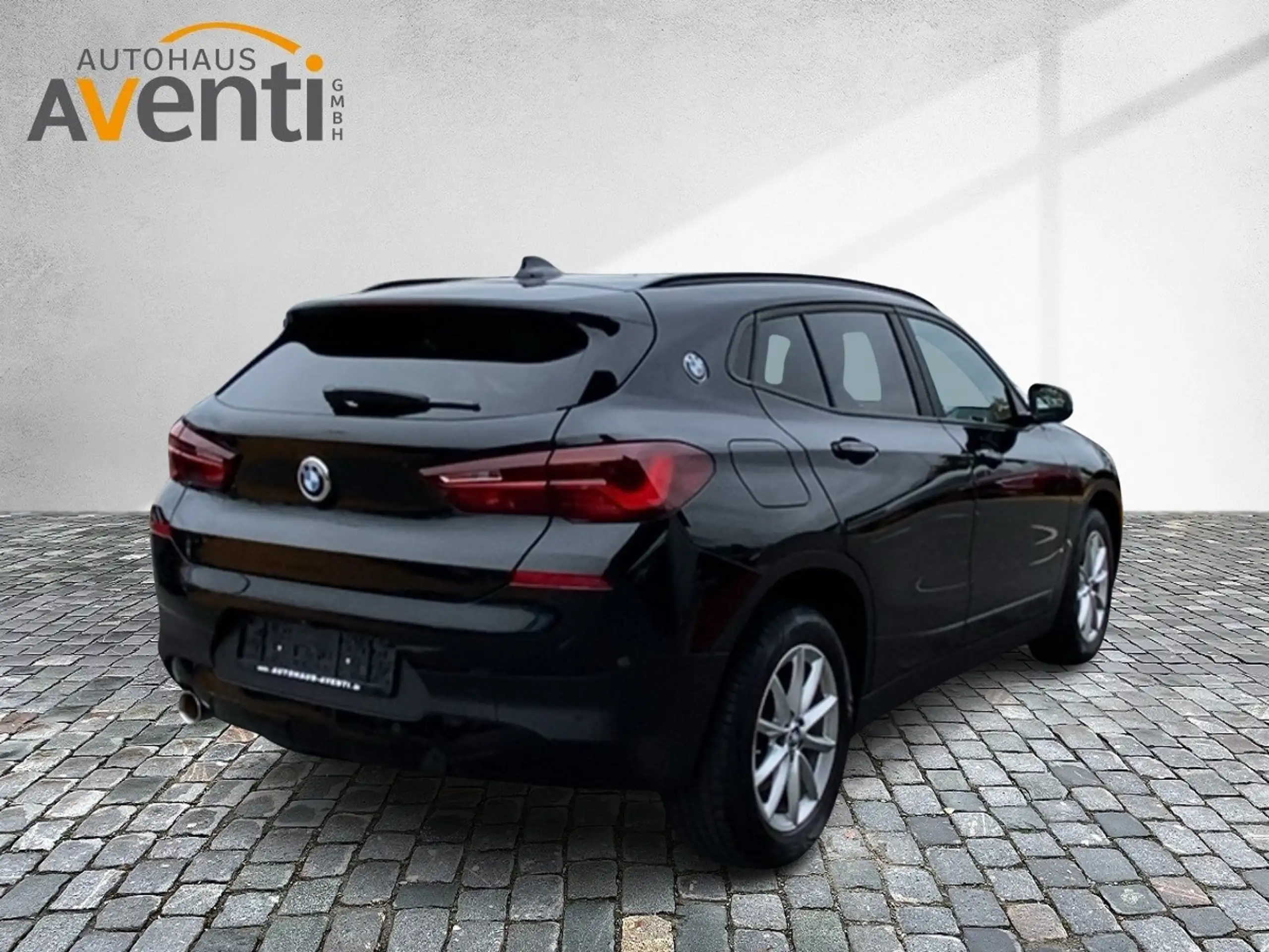 BMW - X2