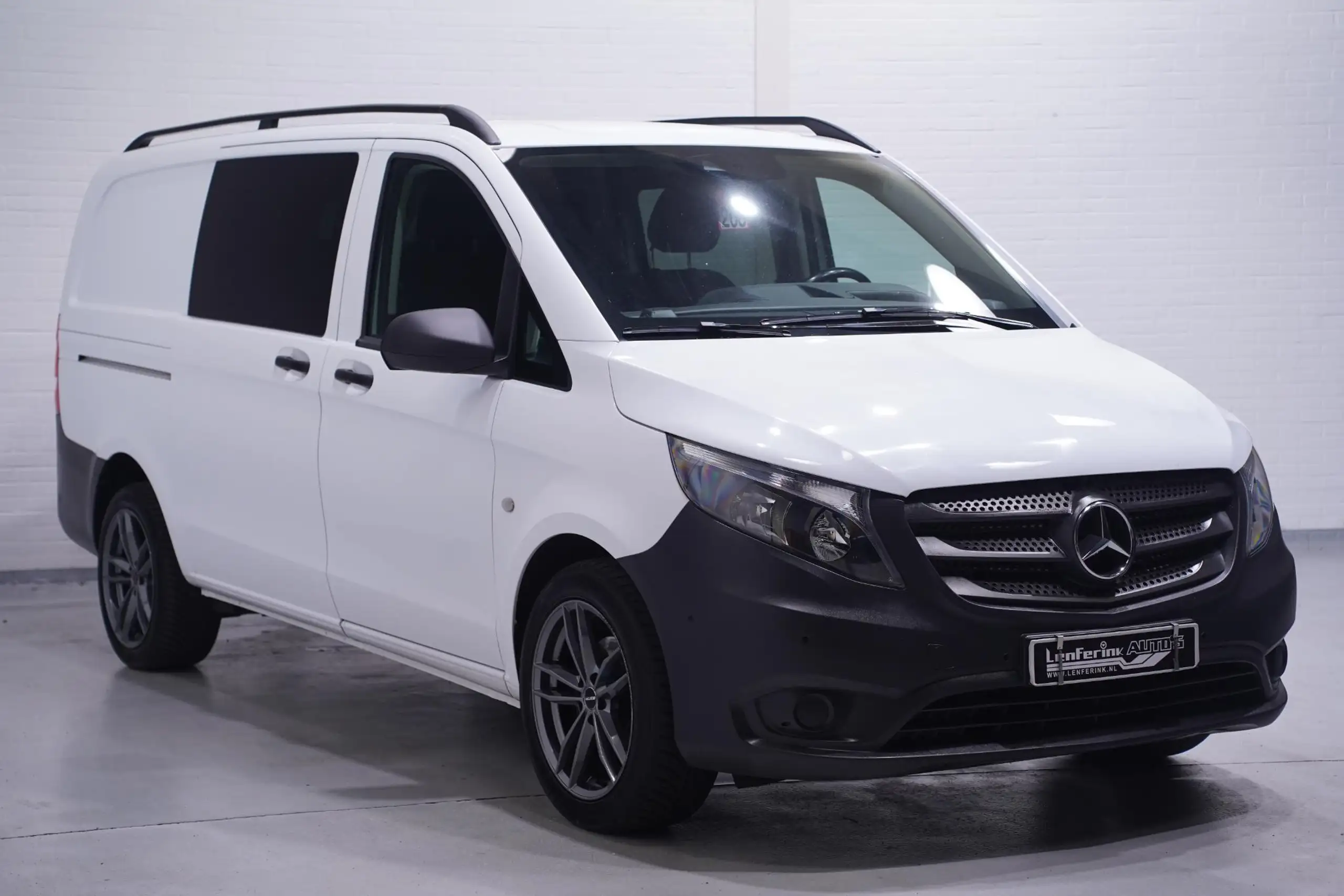 Mercedes-Benz - Vito