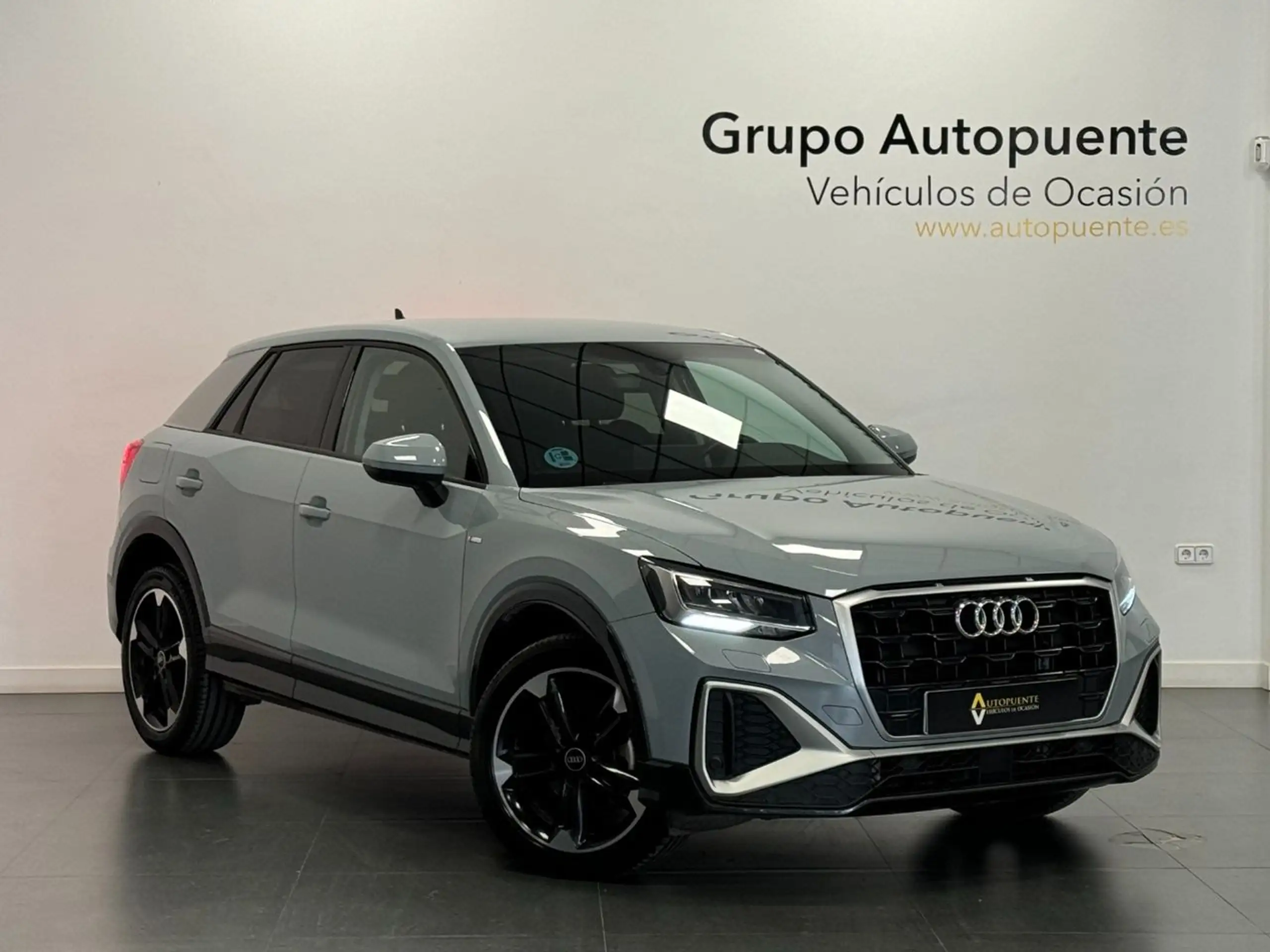 Audi - Q2