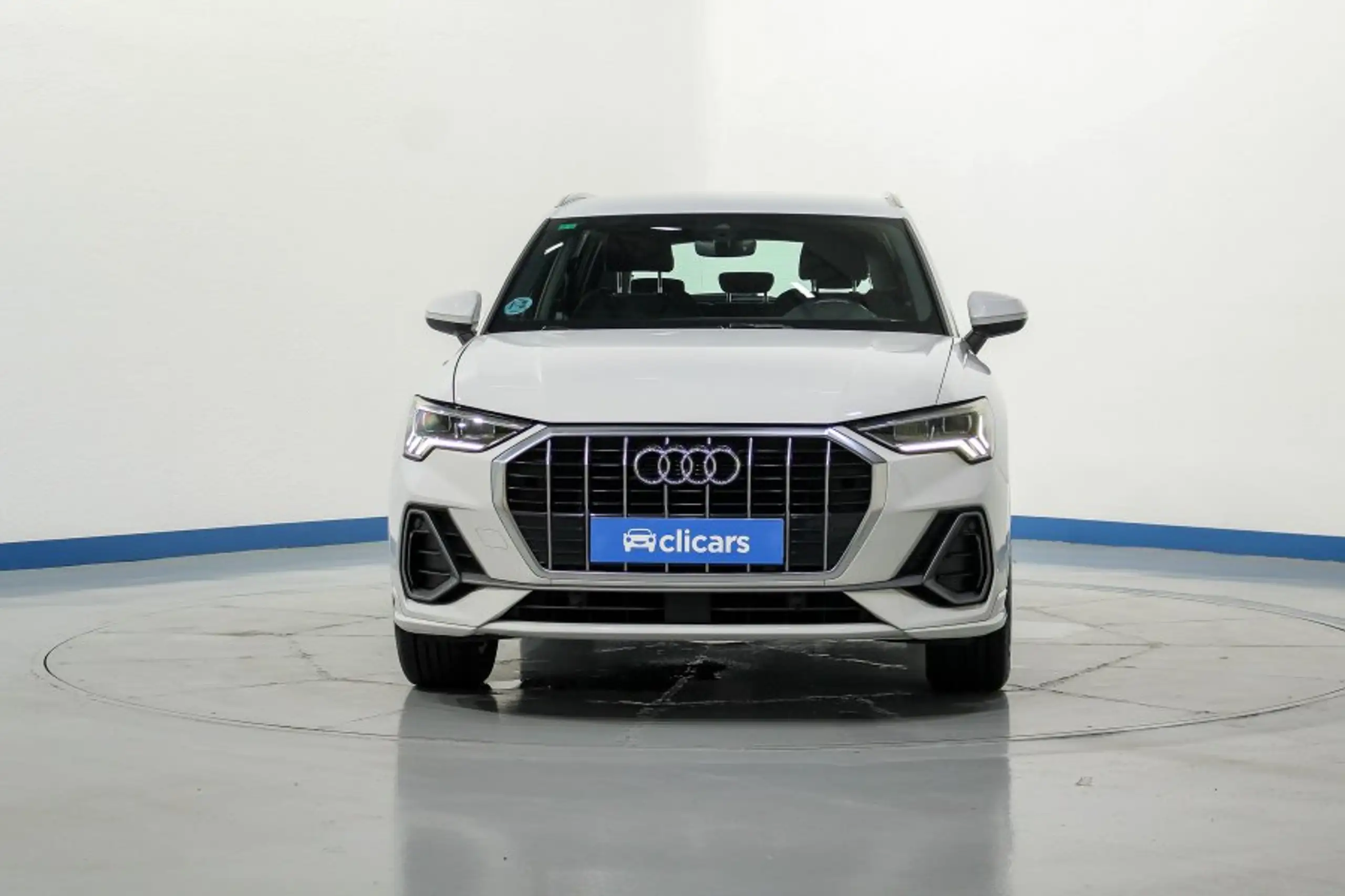 Audi - Q3