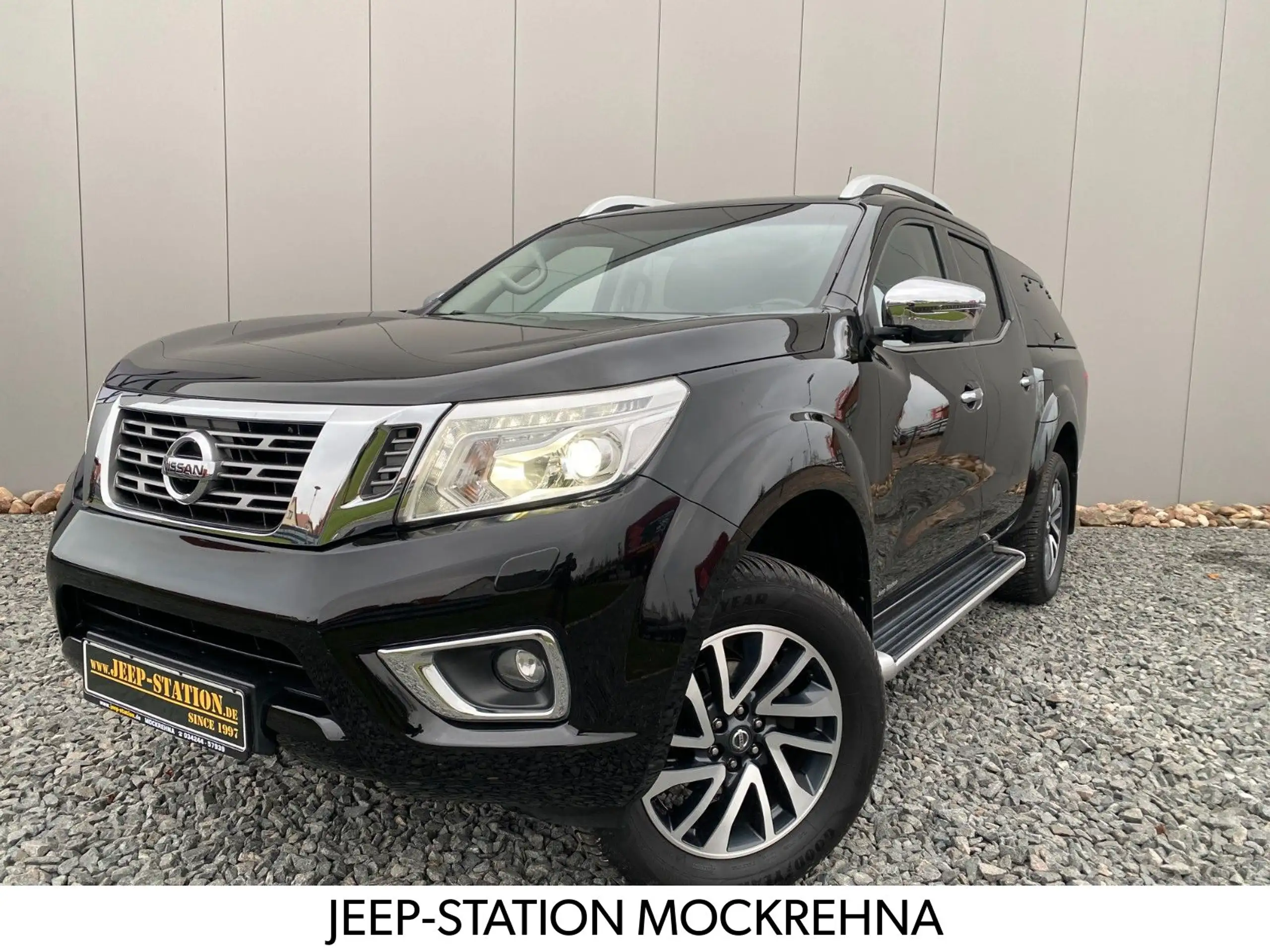 Nissan - Navara