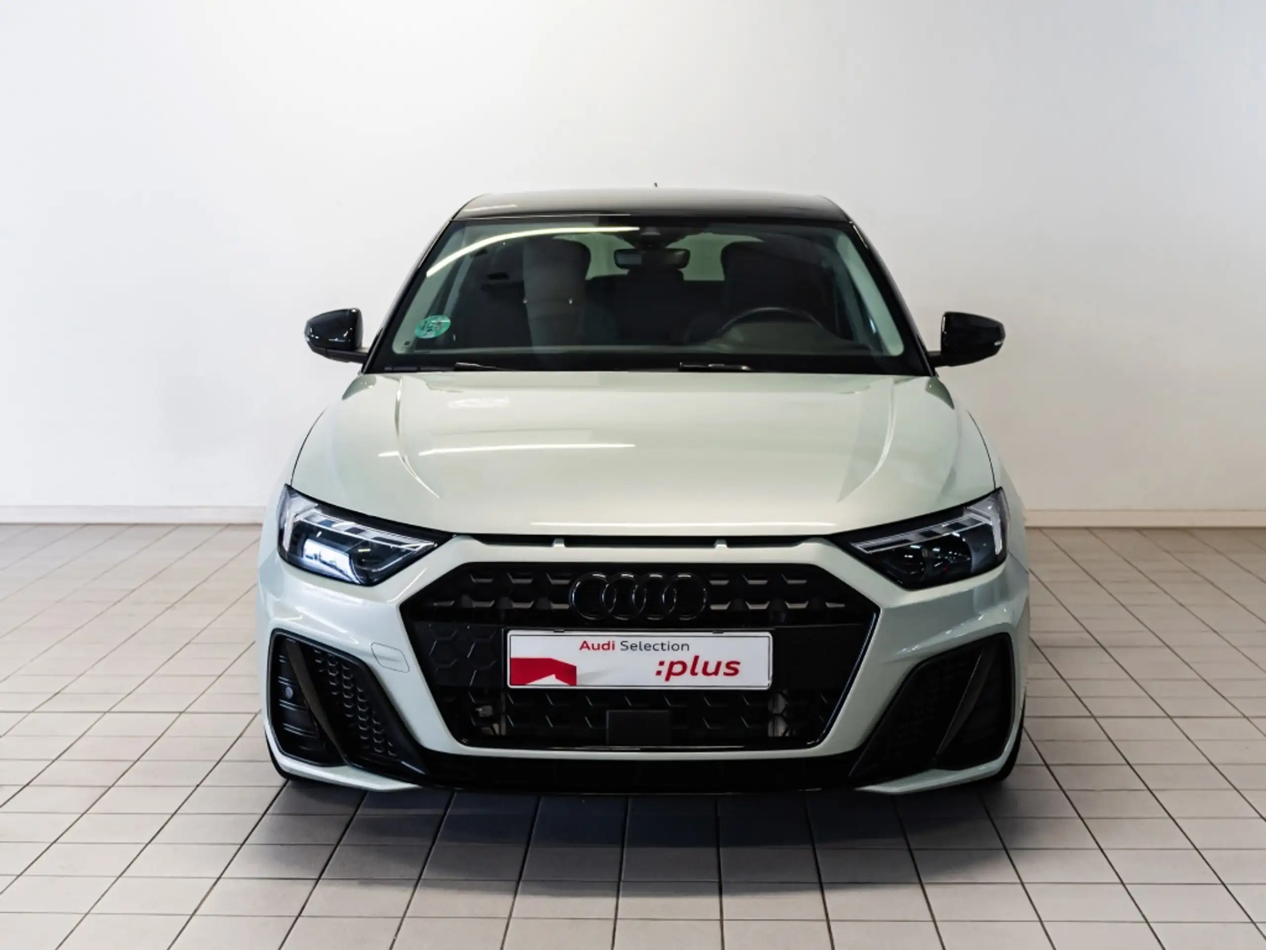 Audi - A1