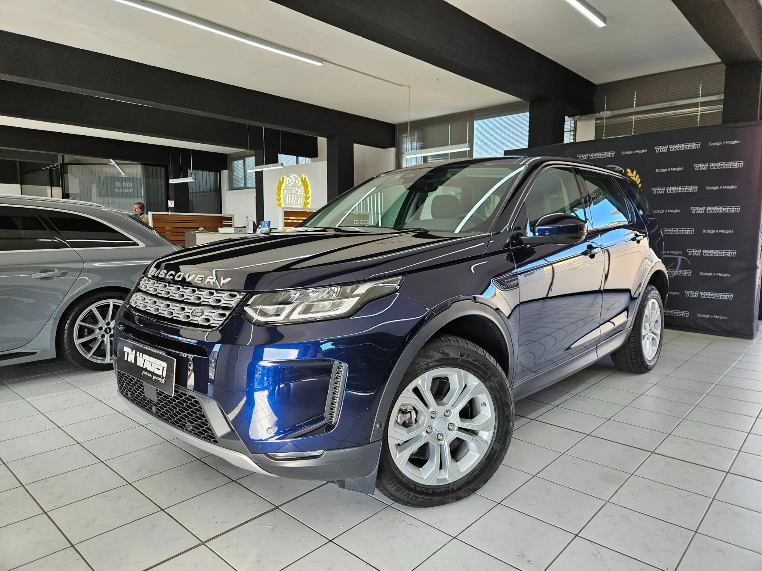 Land Rover Discovery Sport 2021