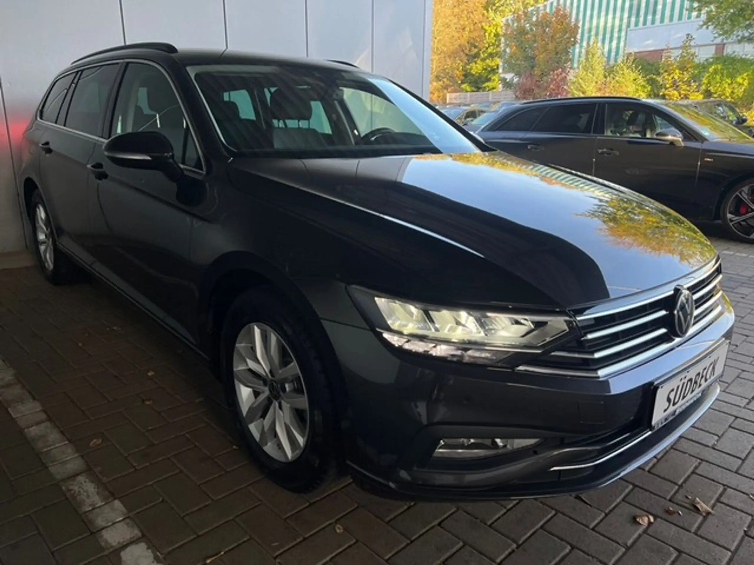 Volkswagen - Passat Variant