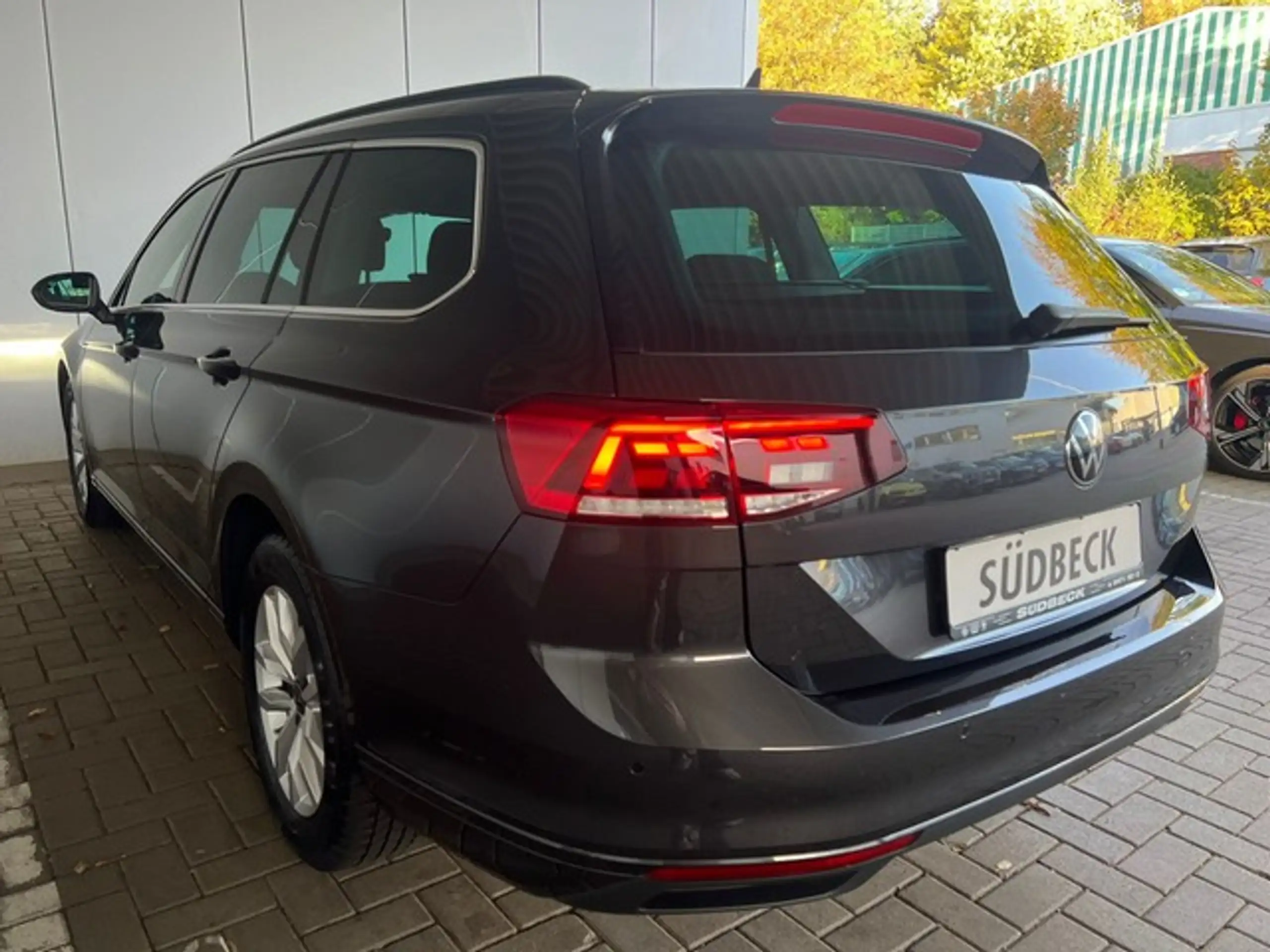 Volkswagen - Passat Variant