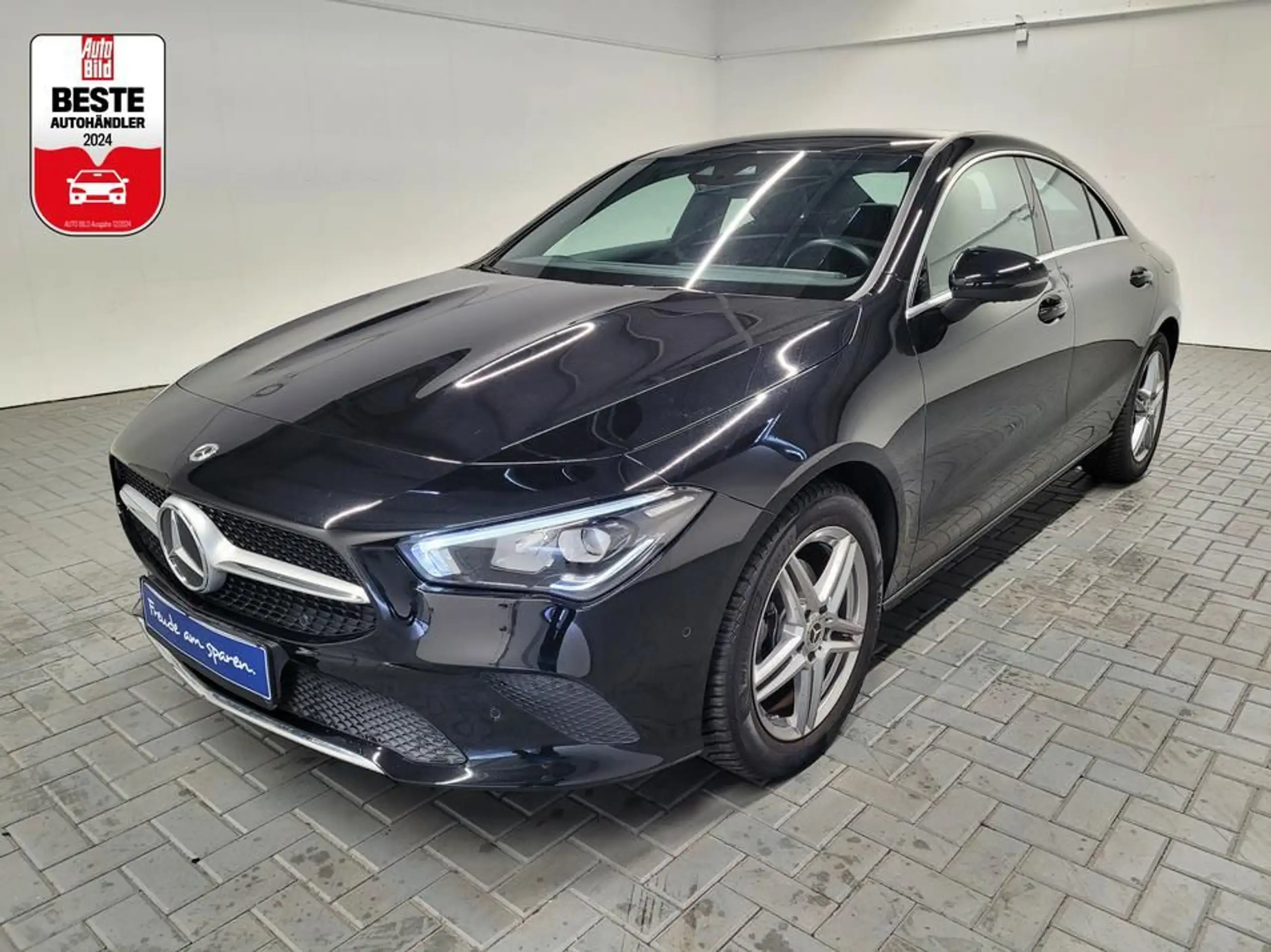 Mercedes-Benz - CLA 180