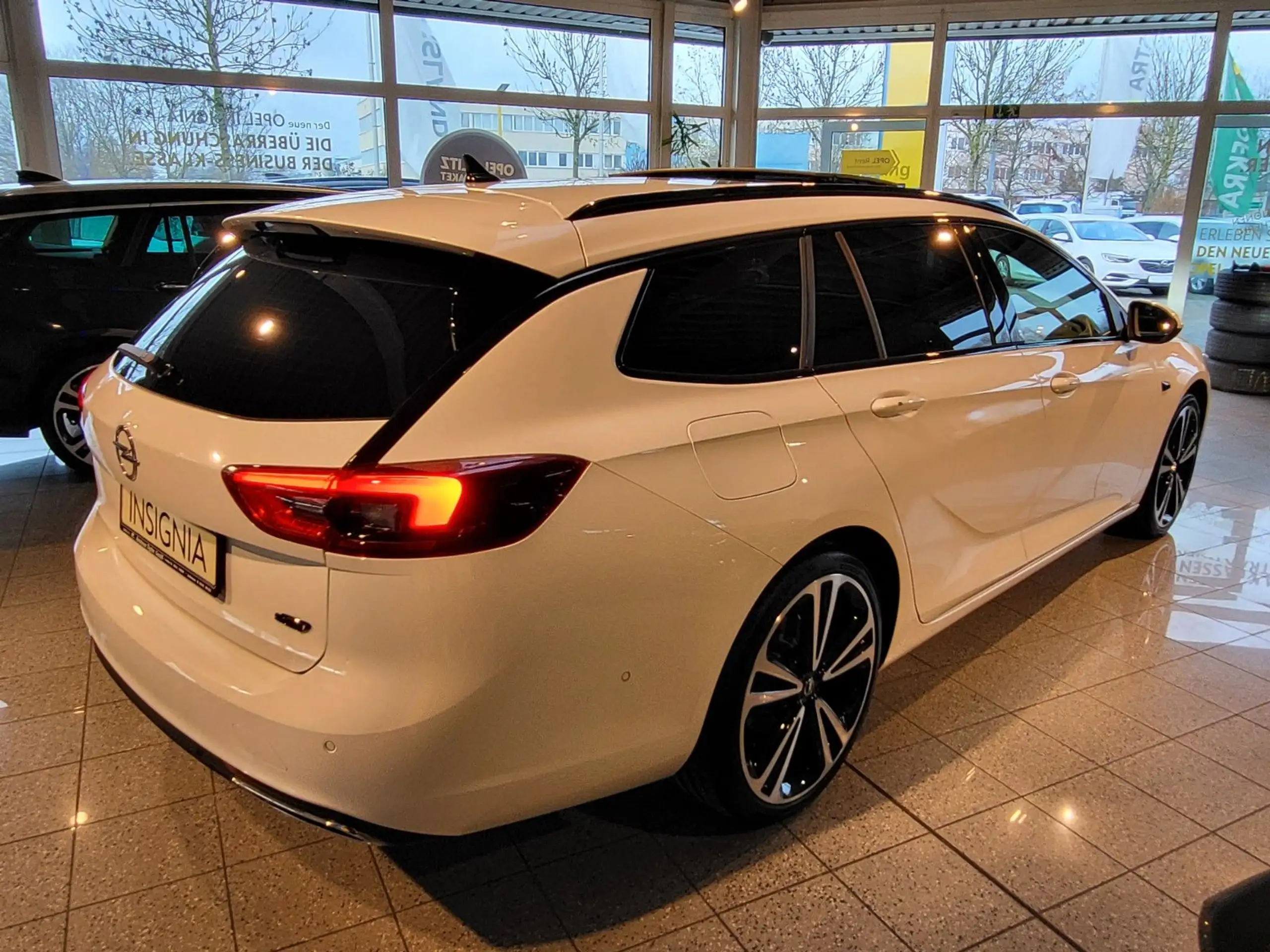 Opel - Insignia