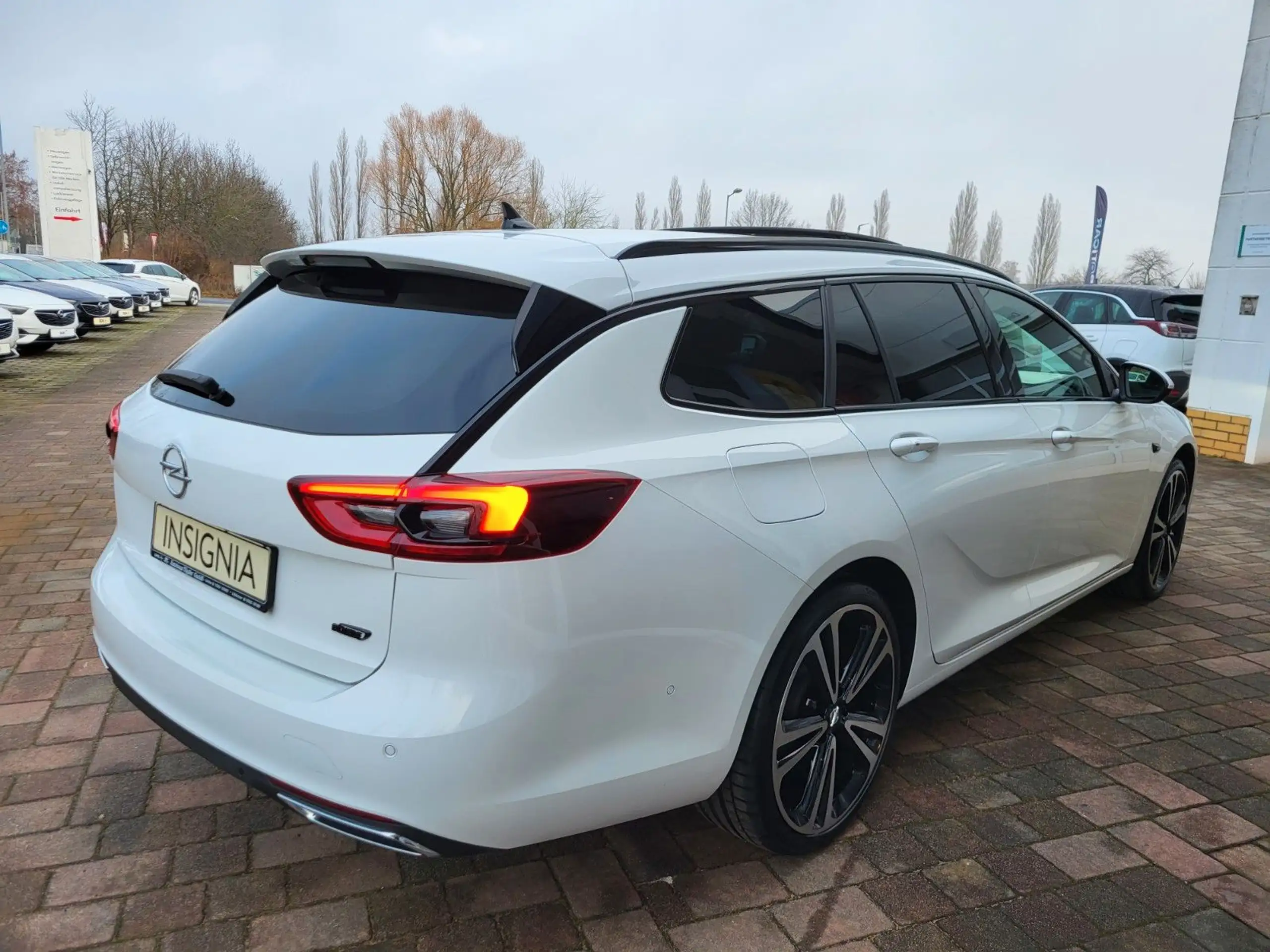 Opel - Insignia