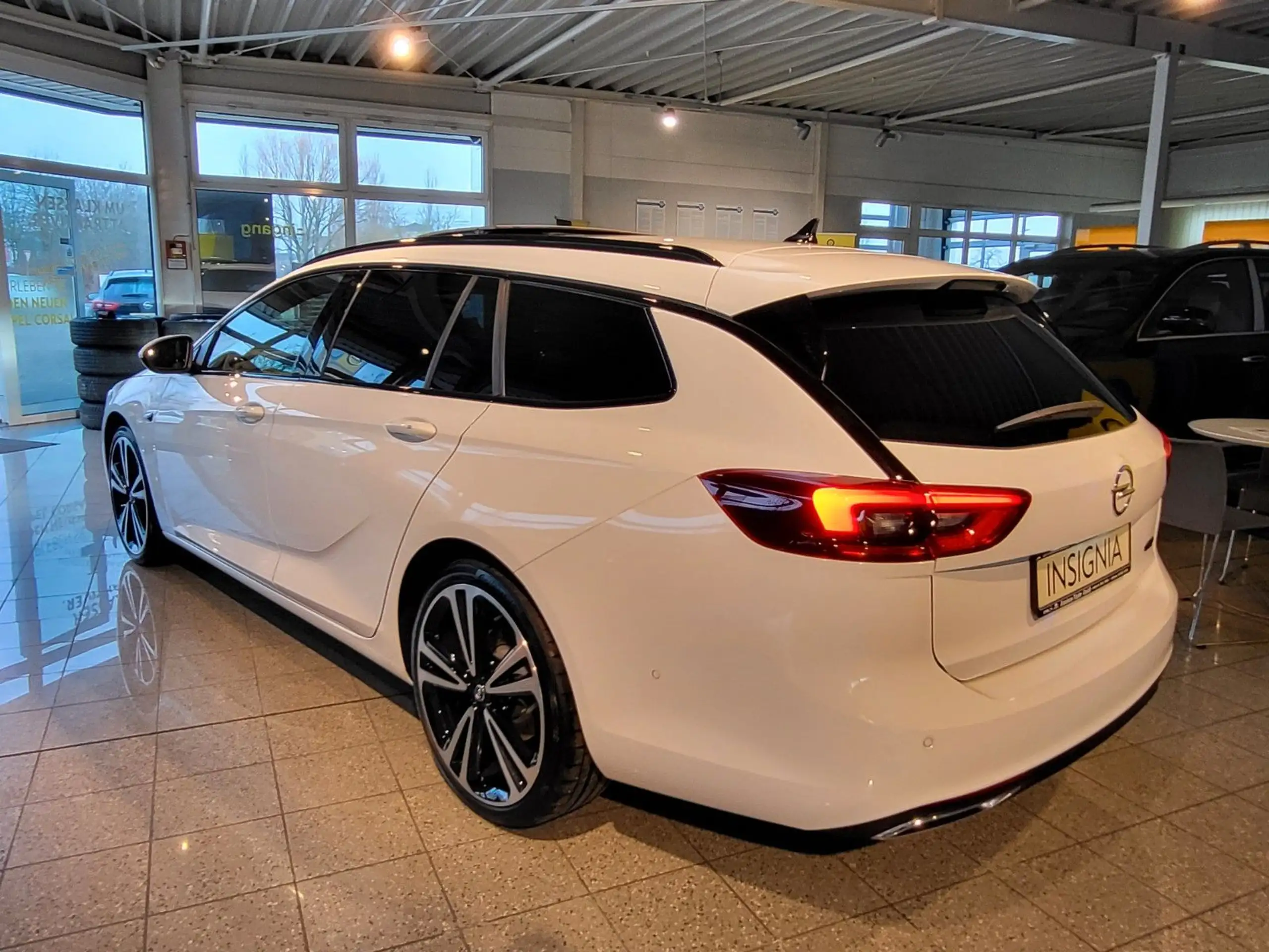 Opel - Insignia