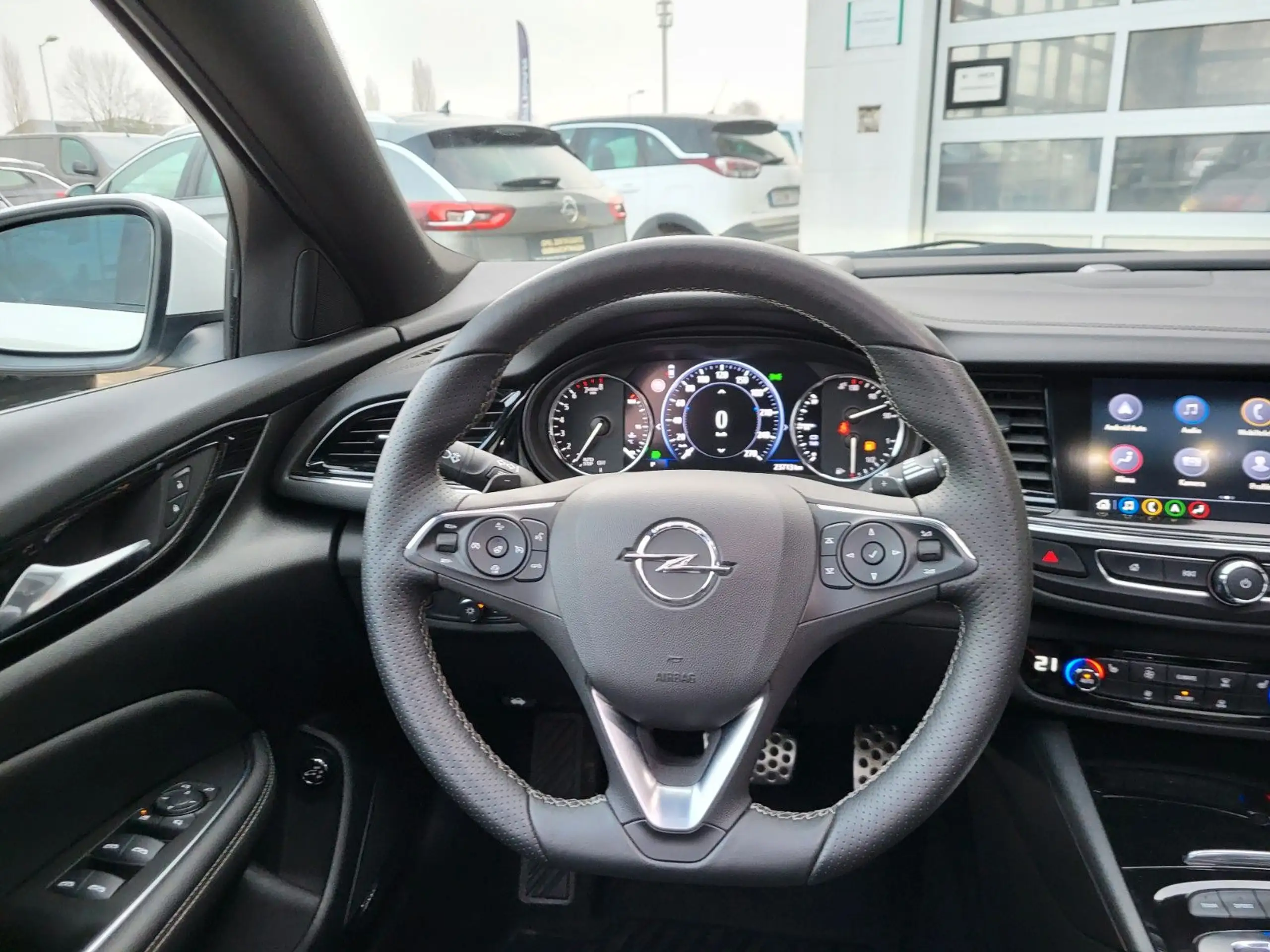 Opel - Insignia