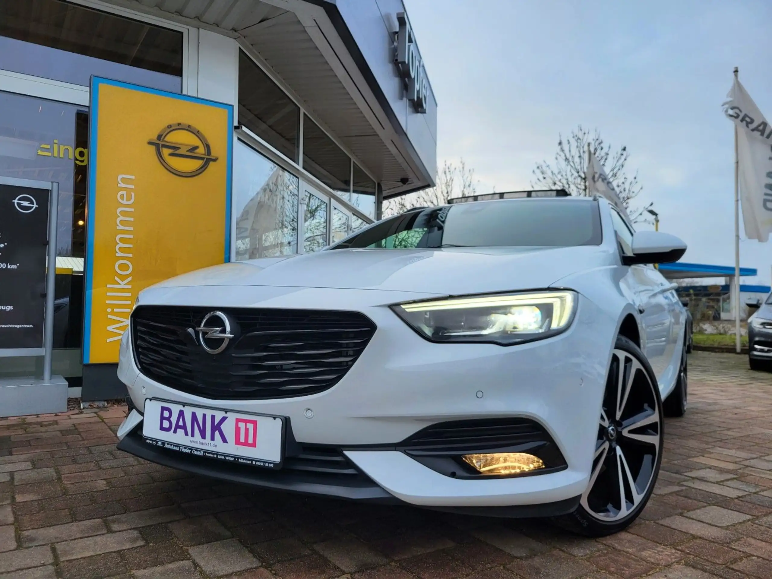 Opel - Insignia