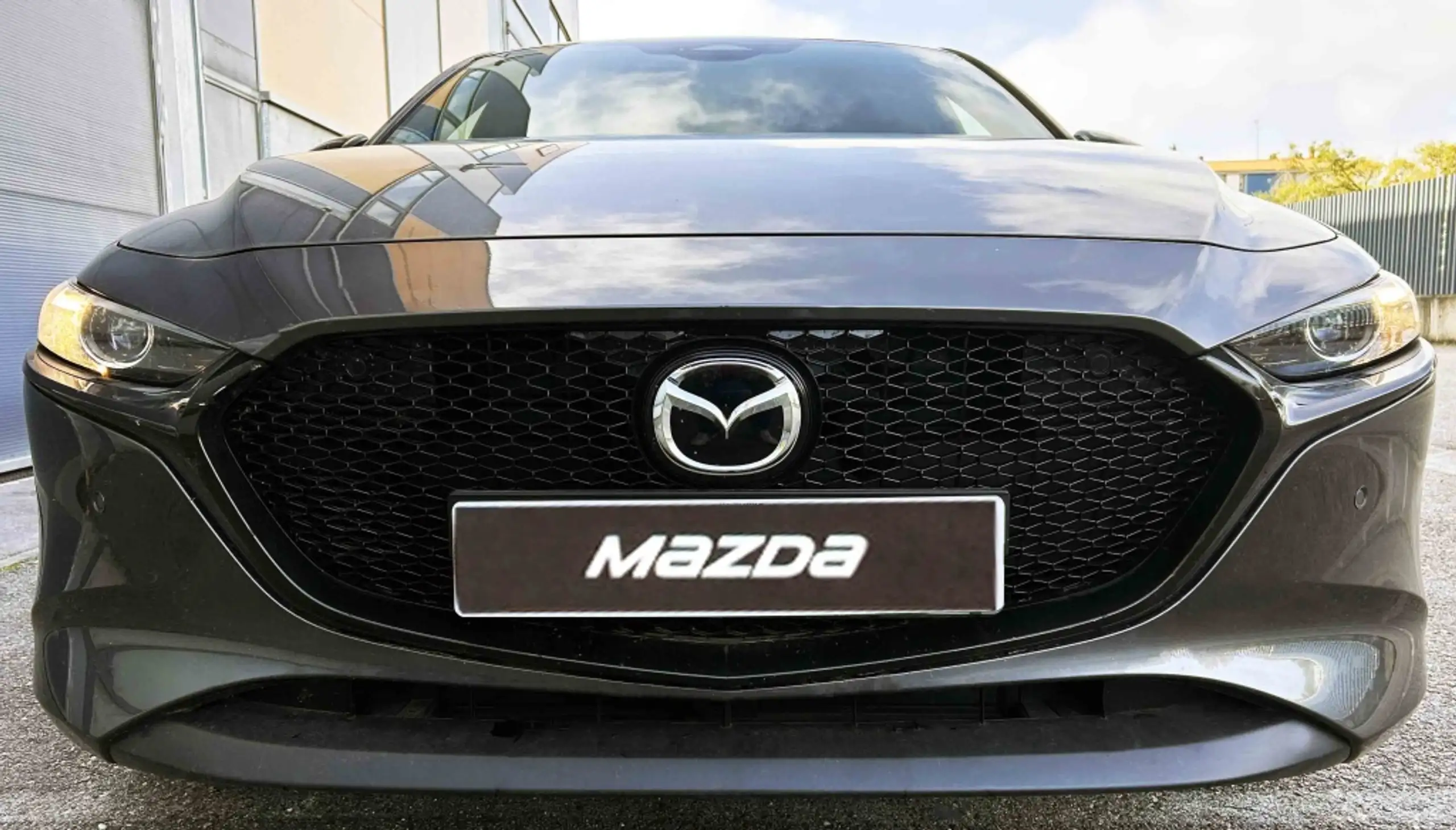 Mazda - 3