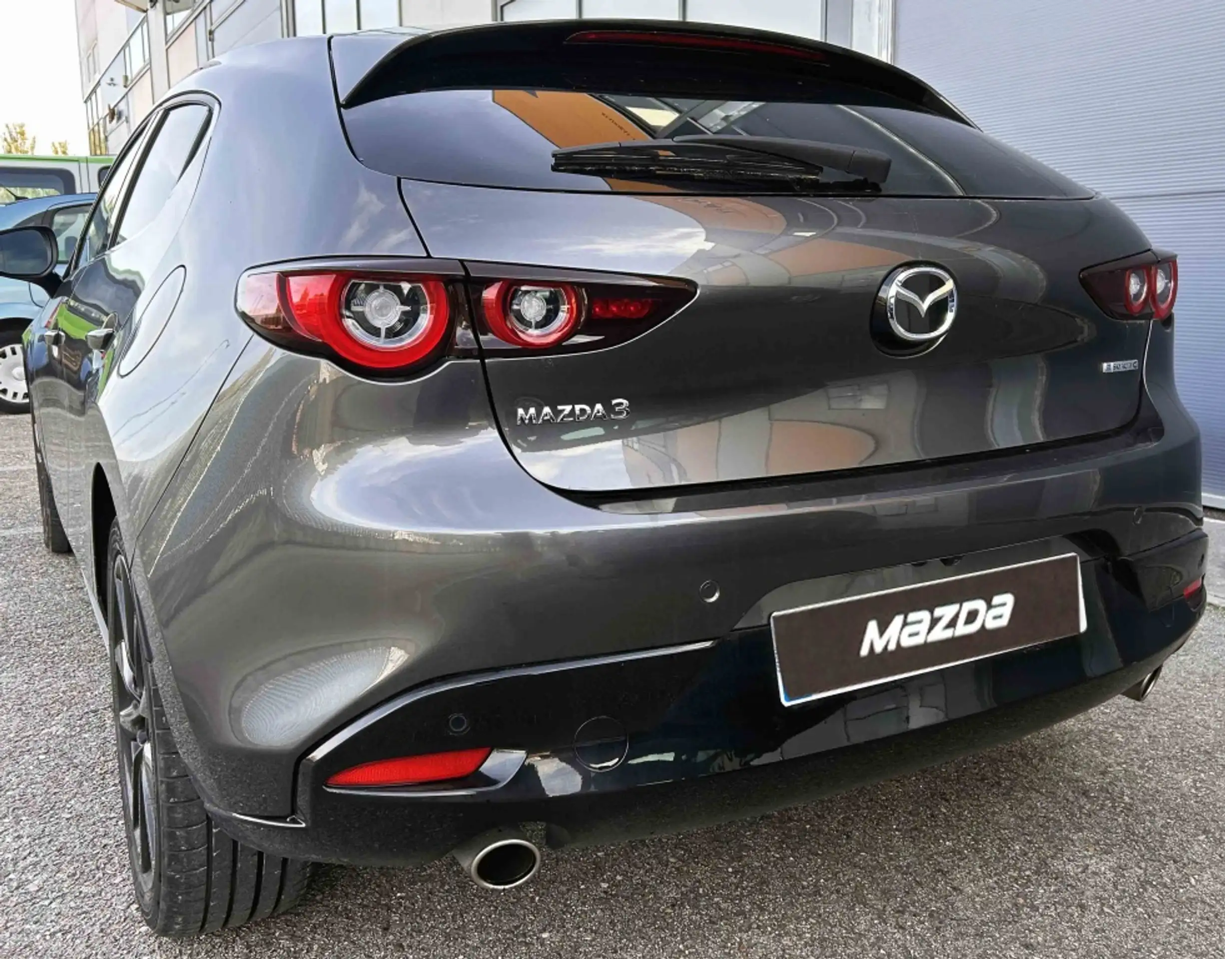 Mazda - 3