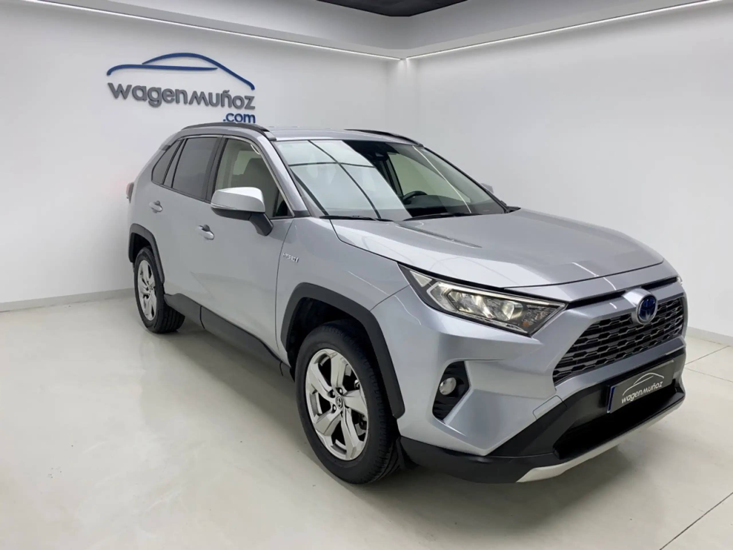 Toyota - RAV 4