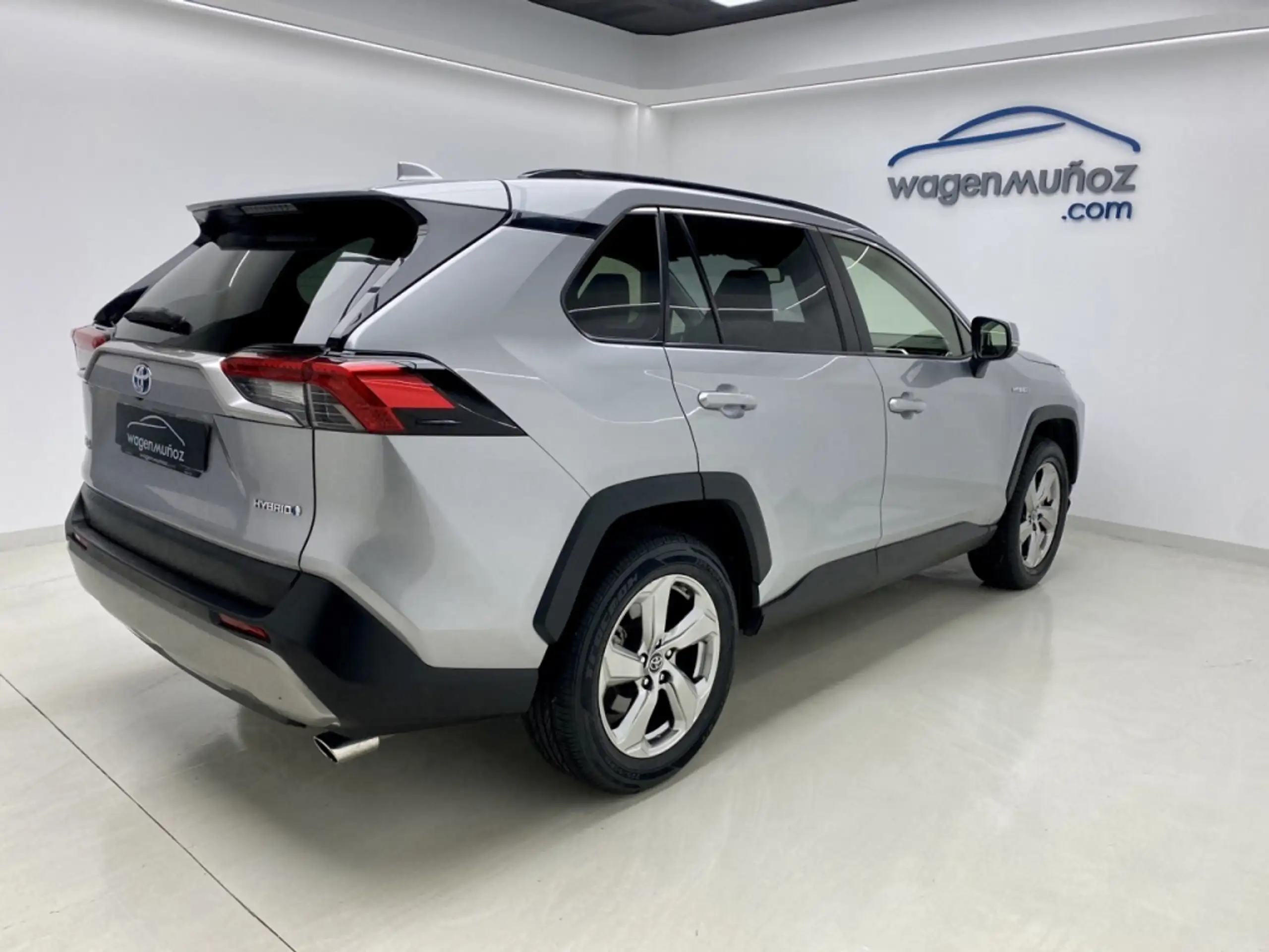 Toyota - RAV 4