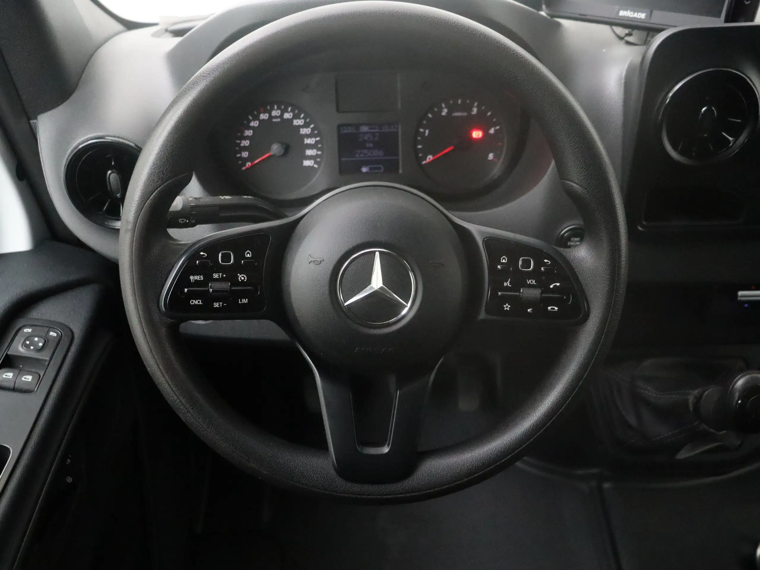 Mercedes-Benz - Sprinter