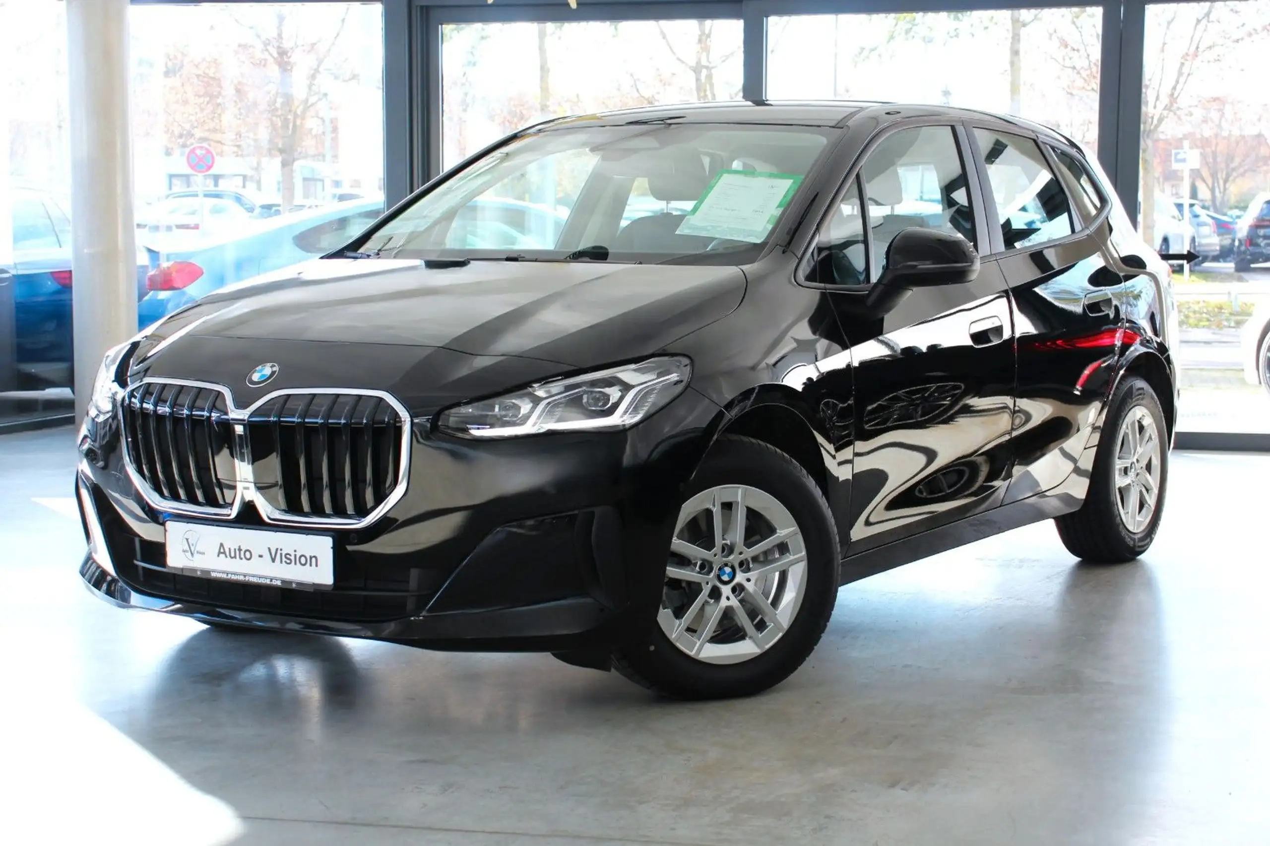 BMW 218 2023