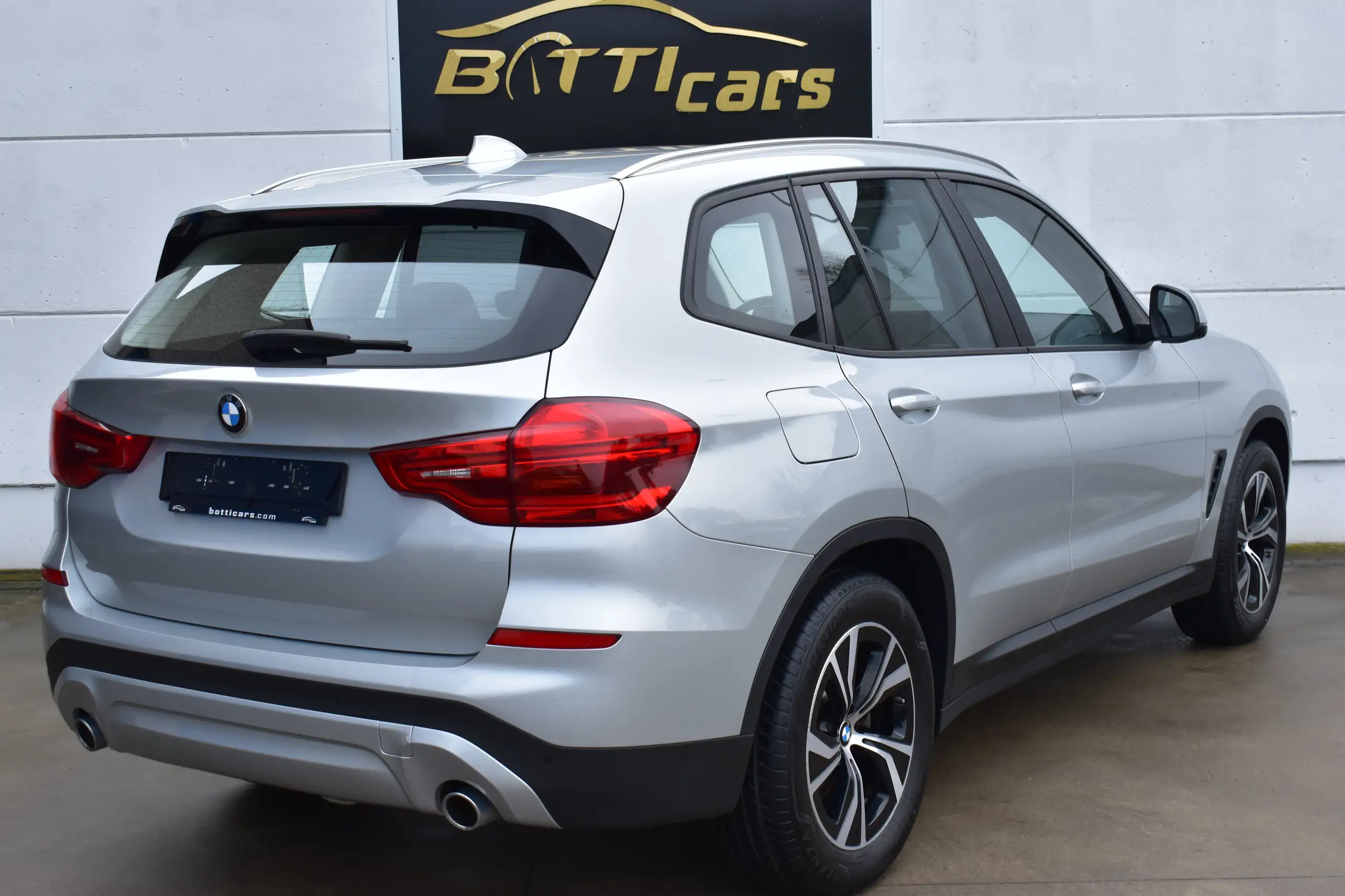 BMW - X3