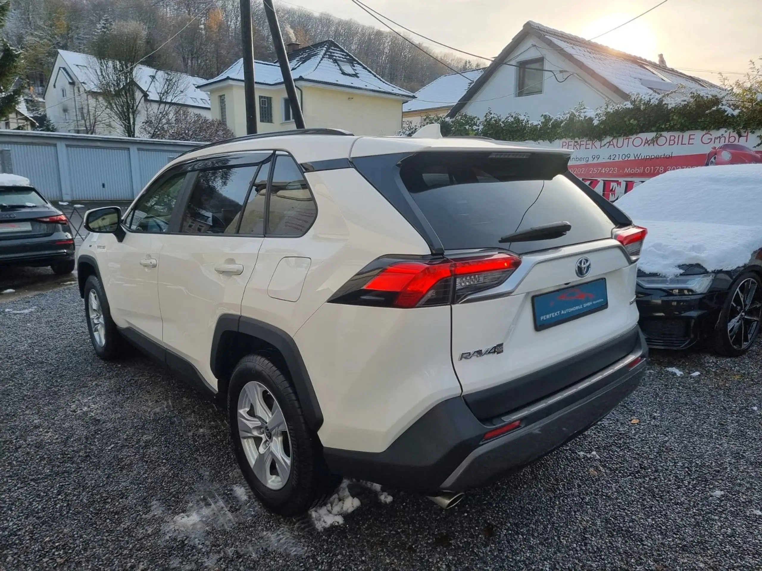 Toyota - RAV 4