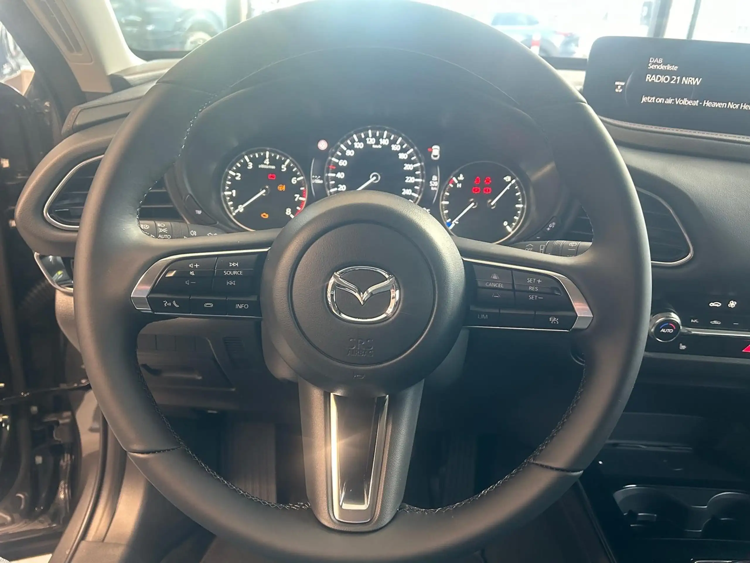 Mazda - CX-30