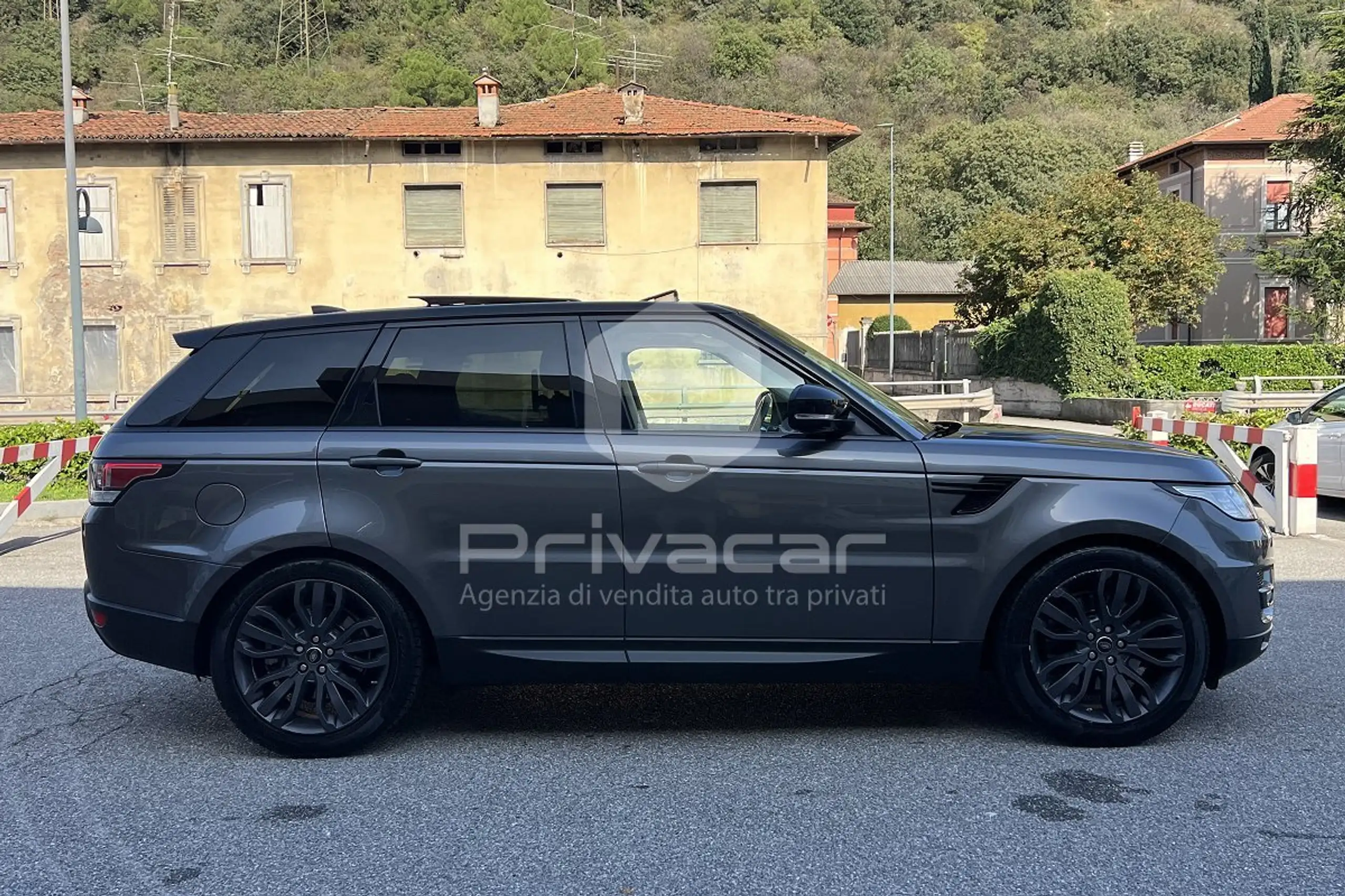 Land Rover - Range Rover Sport