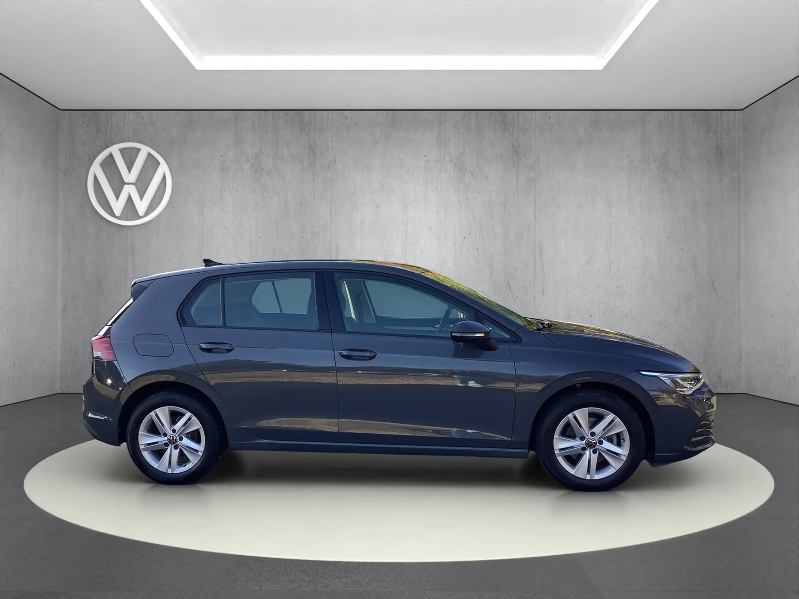 Volkswagen - Golf