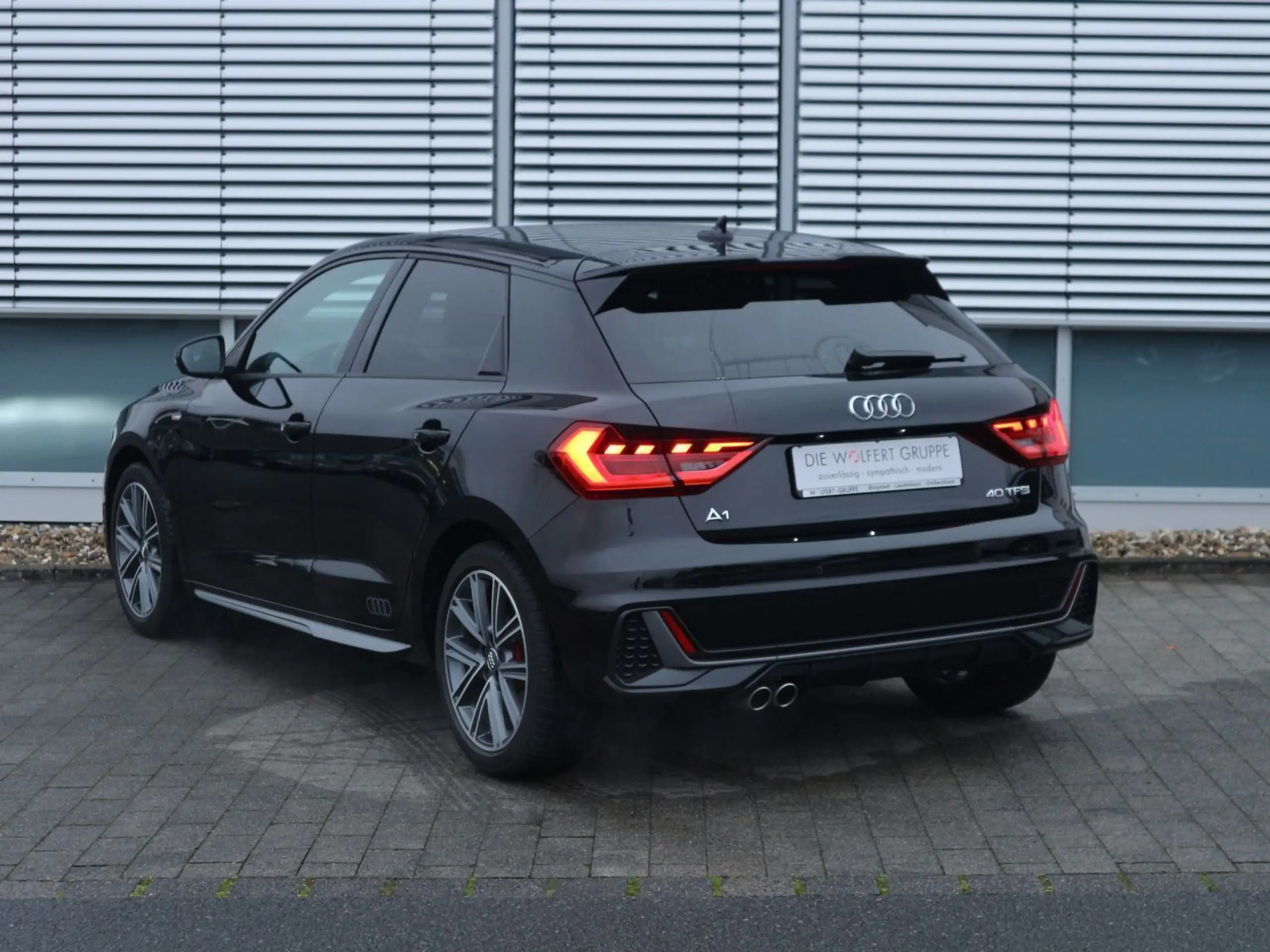 Audi - A1