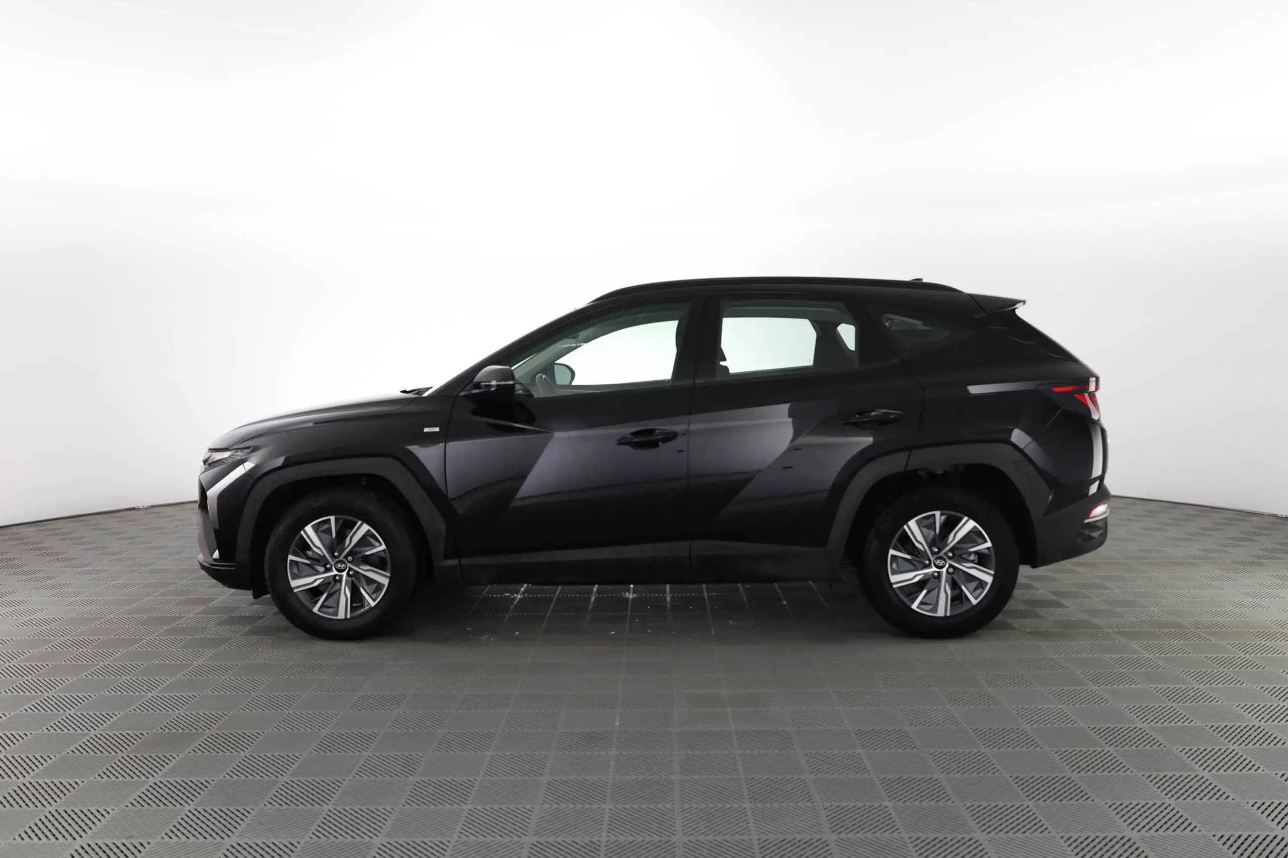 Hyundai - TUCSON