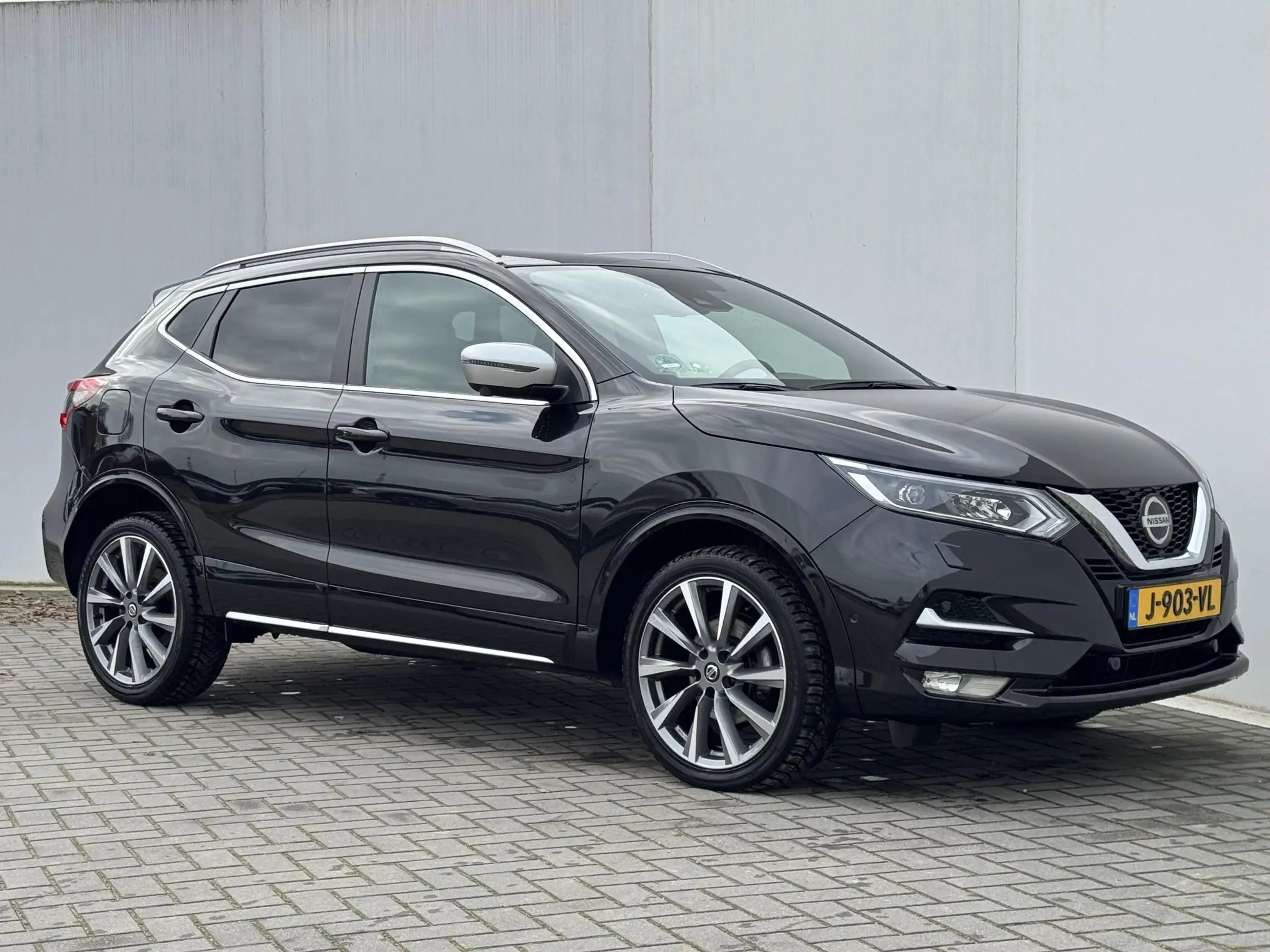 Nissan - Qashqai