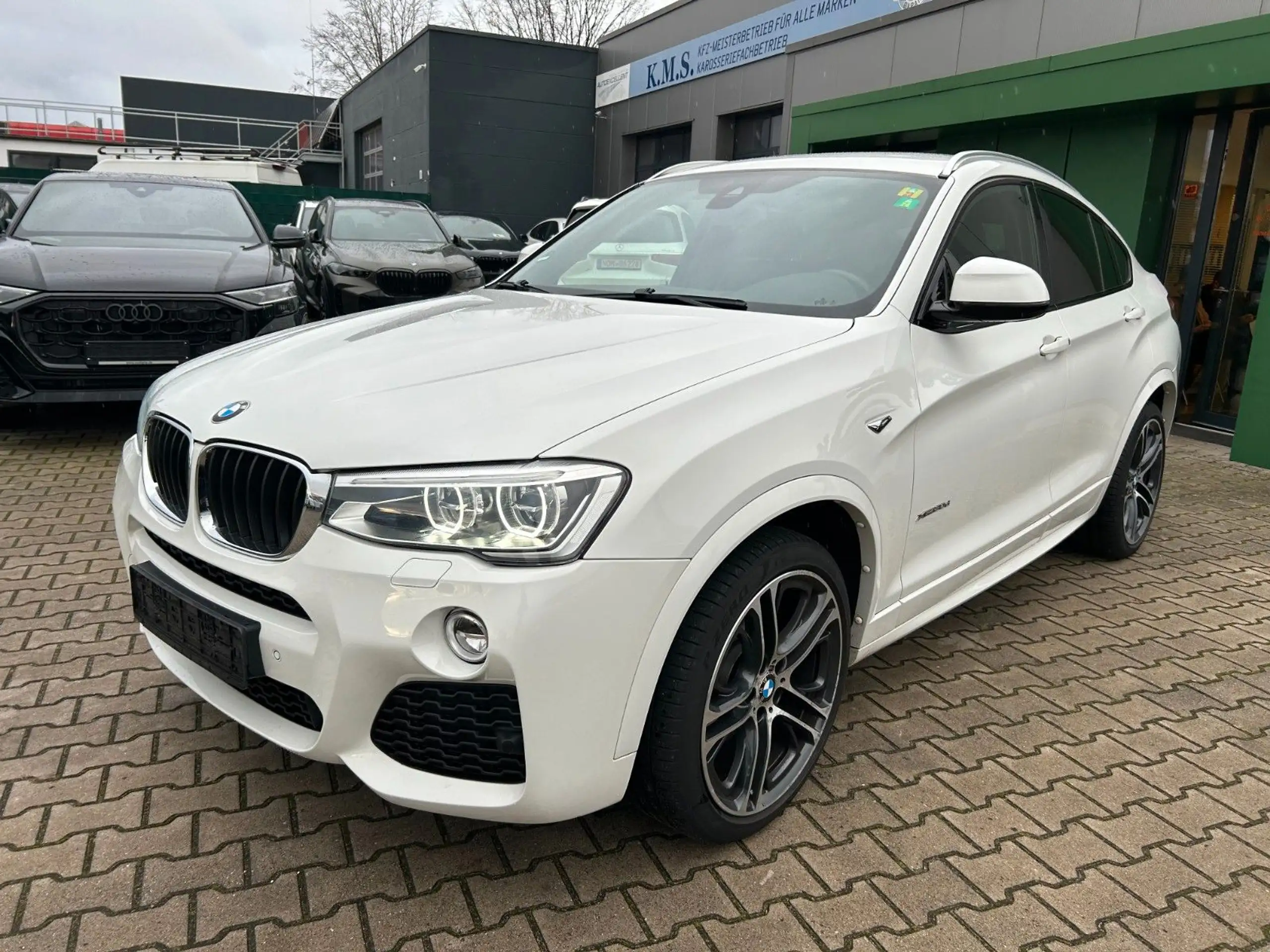 BMW - X4