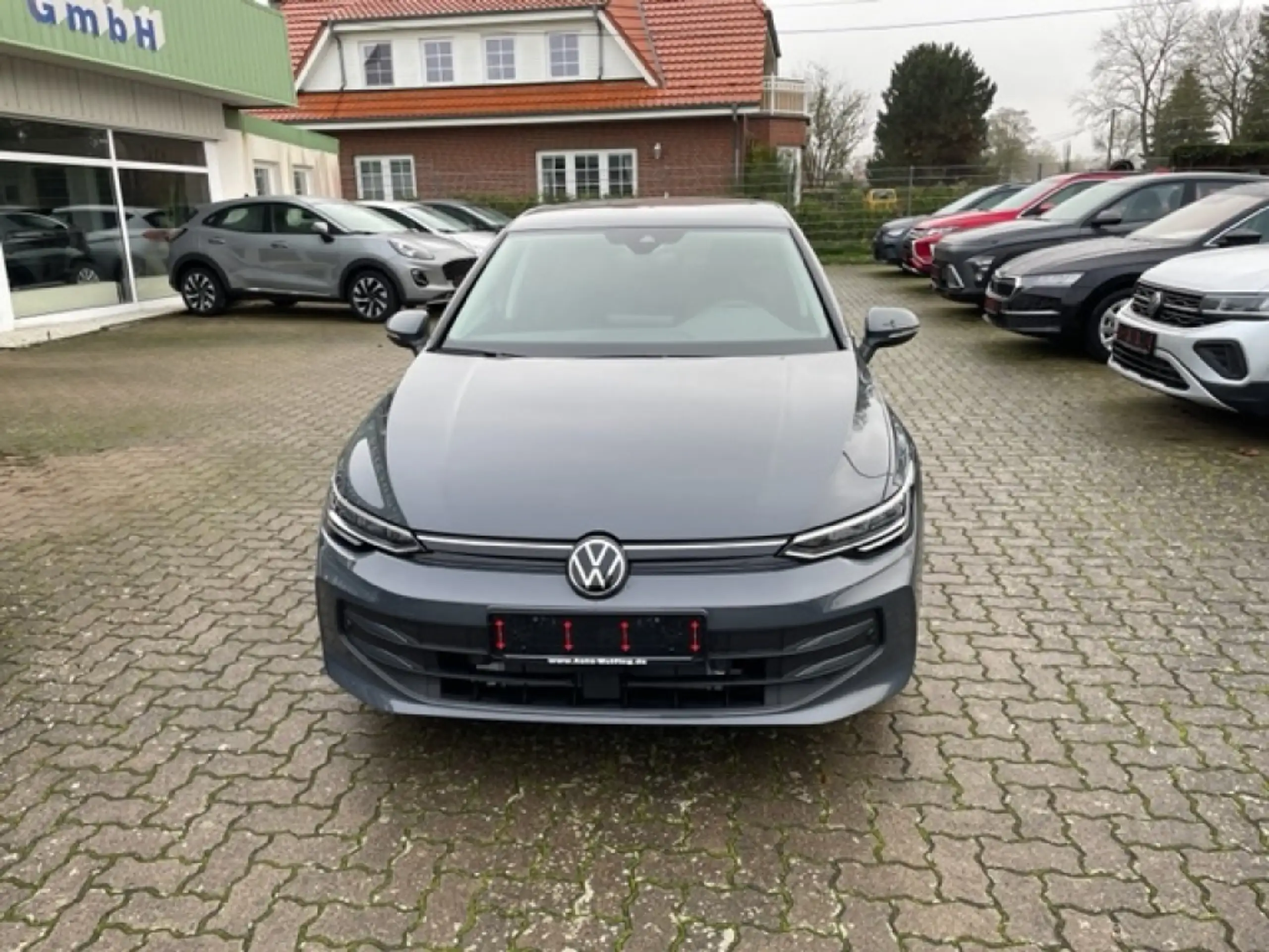 Volkswagen - Golf