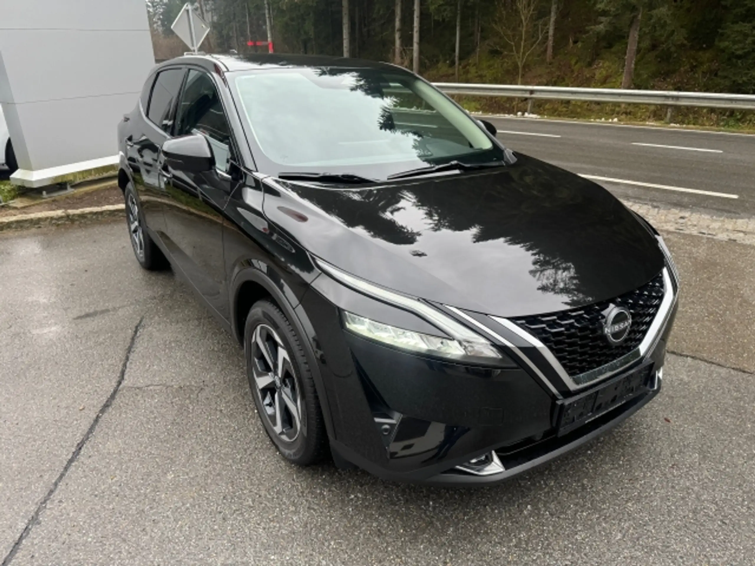 Nissan - Qashqai